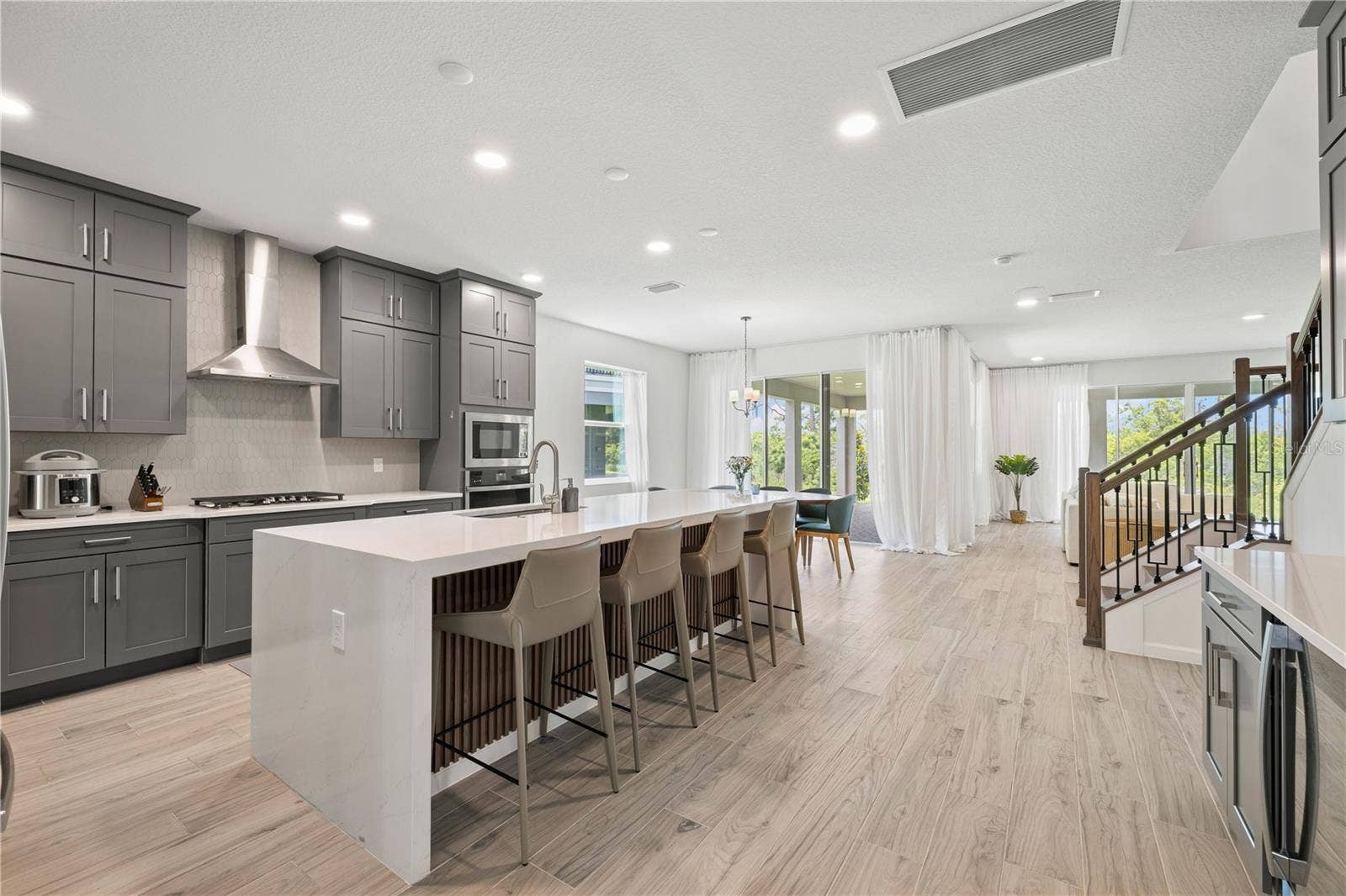 17372 GLOSSY POMELO WAY, Winter Garden, FL 34787 17372 GLOSSY POMELO WAY, Winter Garden, FL 34787