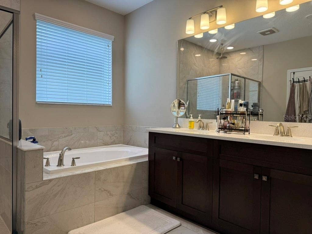 7749 BRONZE OAK DRIVE, Wesley Chapel, FL 33545 7749 BRONZE OAK DRIVE, Wesley Chapel, FL 33545