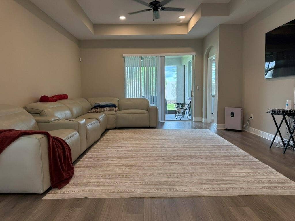 7749 BRONZE OAK DRIVE, Wesley Chapel, FL 33545 7749 BRONZE OAK DRIVE, Wesley Chapel, FL 33545