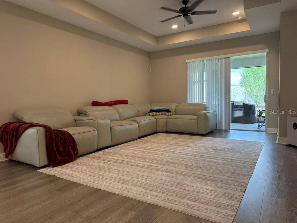7749 BRONZE OAK DRIVE, Wesley Chapel, FL 33545 7749 BRONZE OAK DRIVE, Wesley Chapel, FL 33545