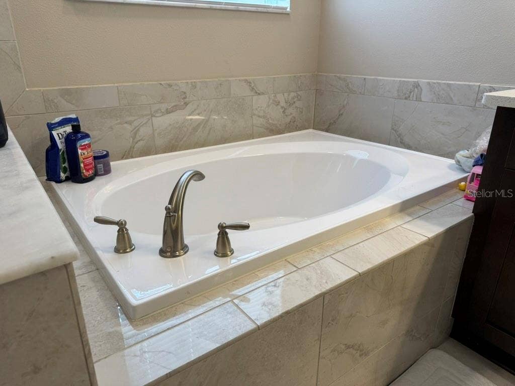 7749 BRONZE OAK DRIVE, Wesley Chapel, FL 33545 7749 BRONZE OAK DRIVE, Wesley Chapel, FL 33545