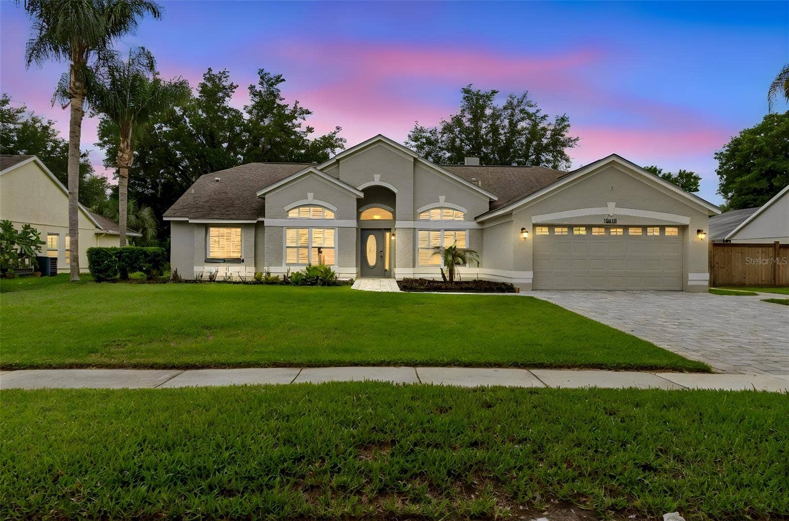 10212 POINTVIEW COURT, Orlando, FL 32836 Welcome Home!