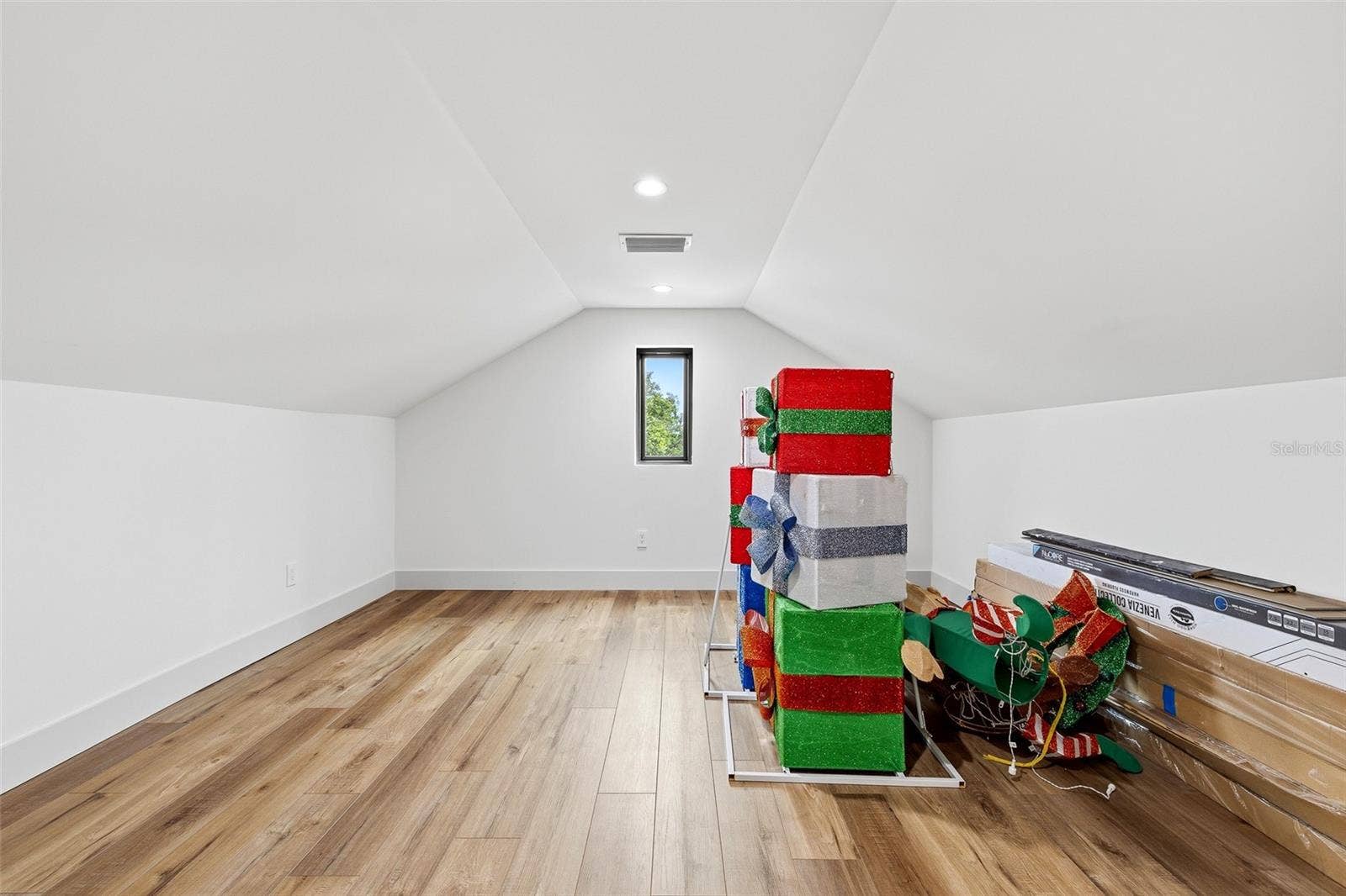 723 SYMONDS AVENUE, Winter Park, FL 32789 723 SYMONDS AVENUE, Winter Park, FL 32789