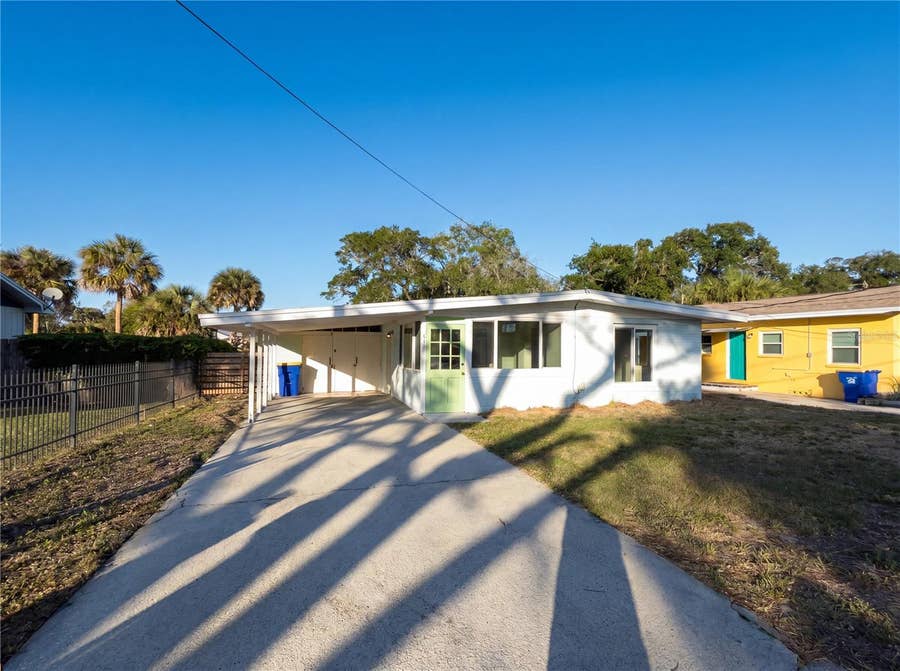 Property photo for 911 NEW YORK STREET, Edgewater, FL
