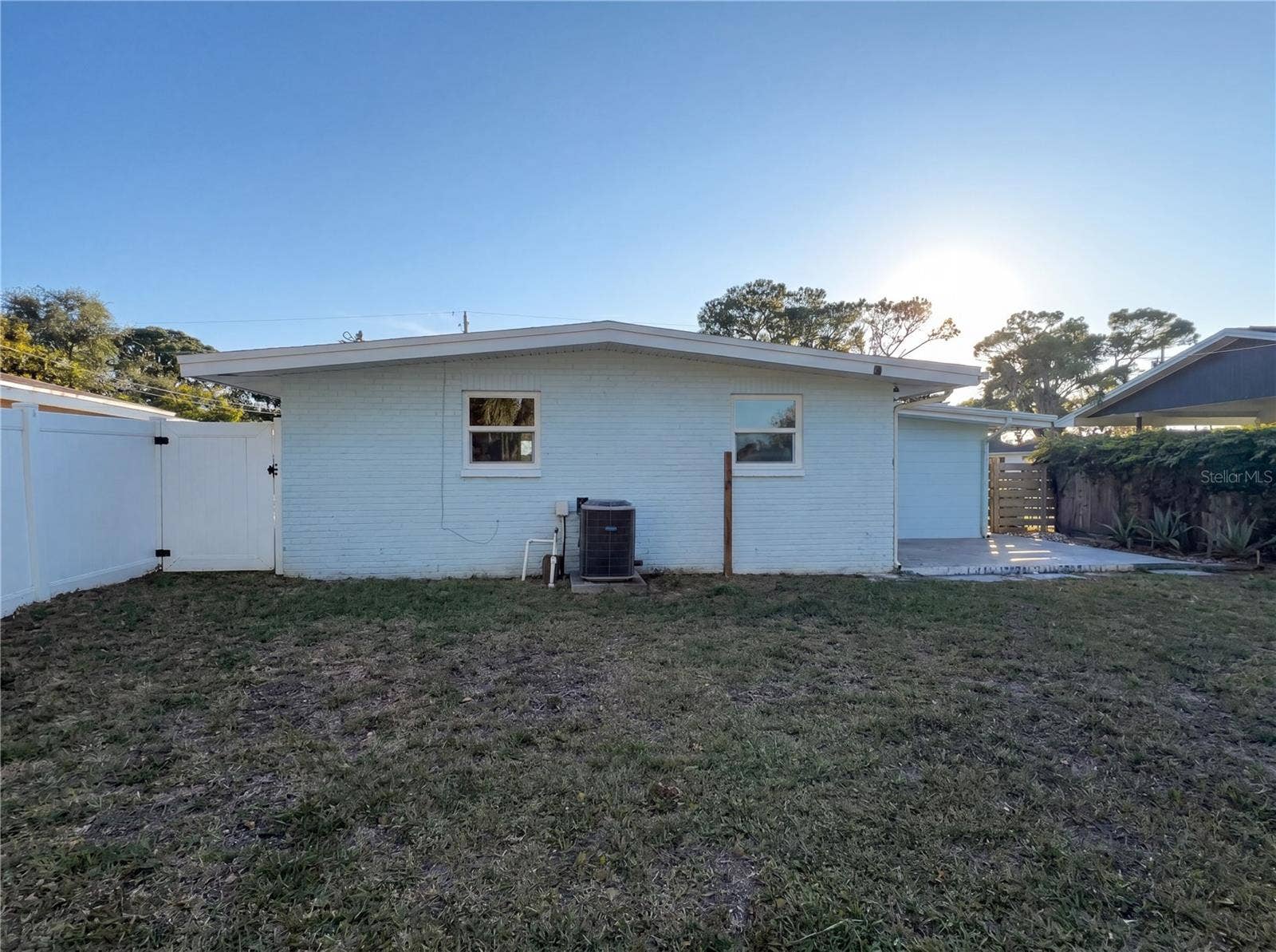 911 NEW YORK STREET, Edgewater, FL 32132 911 NEW YORK STREET, Edgewater, FL 32132
