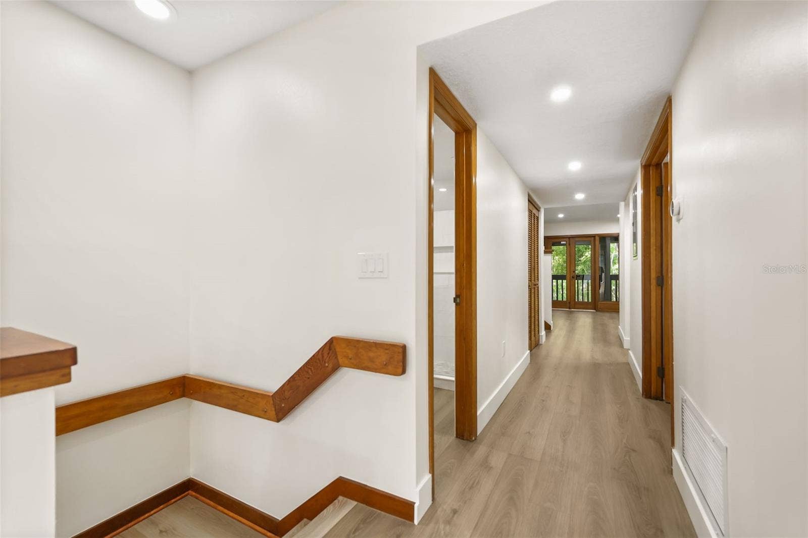 548 S OSCEOLA AVENUE, Orlando, FL 32801 stairway to 3rd floor