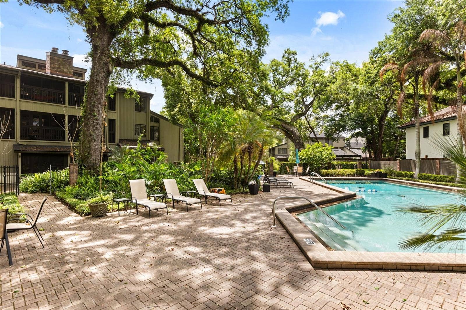548 S OSCEOLA AVENUE, Orlando, FL 32801 resort style community pool