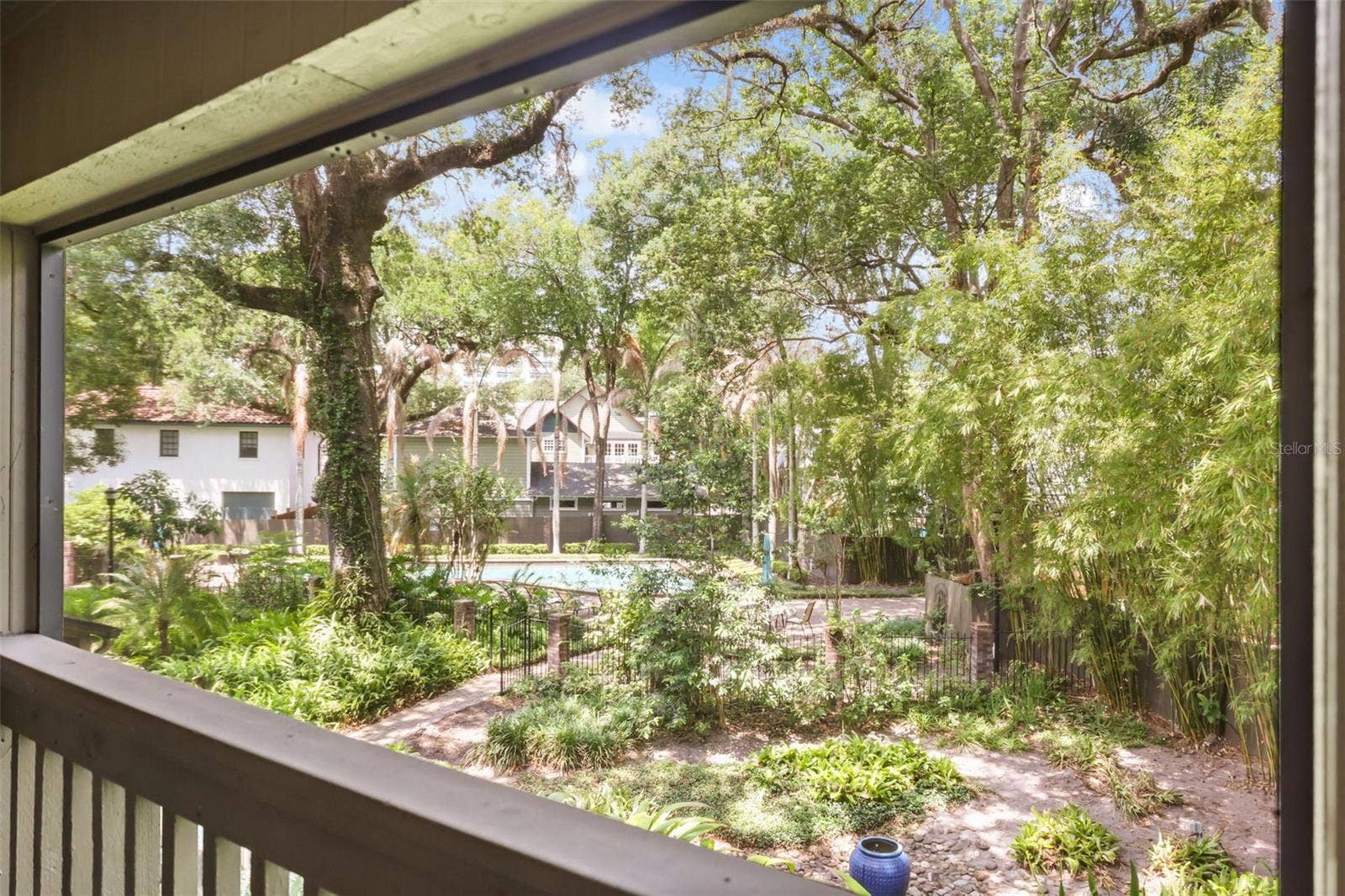 548 S OSCEOLA AVENUE, Orlando, FL 32801 covered deck view