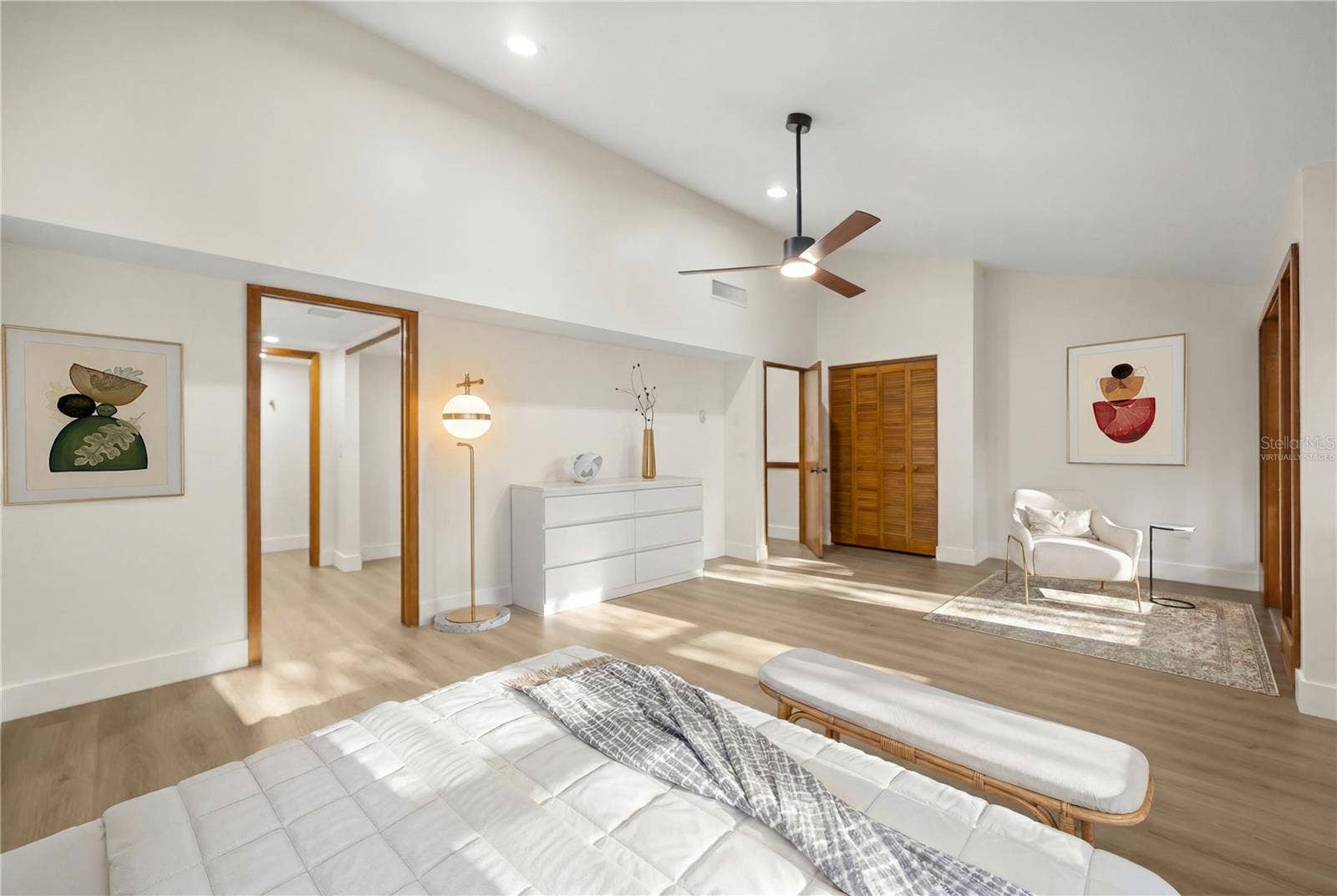 548 S OSCEOLA AVENUE, Orlando, FL 32801 primary bedroom virtually staged