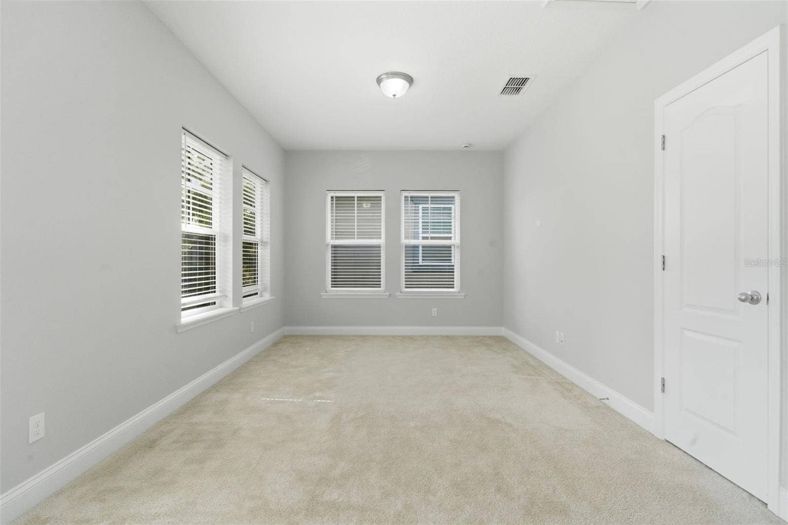 13856 ELIOT AVENUE, Orlando, FL 32827 13856 ELIOT AVENUE, Orlando, FL 32827
