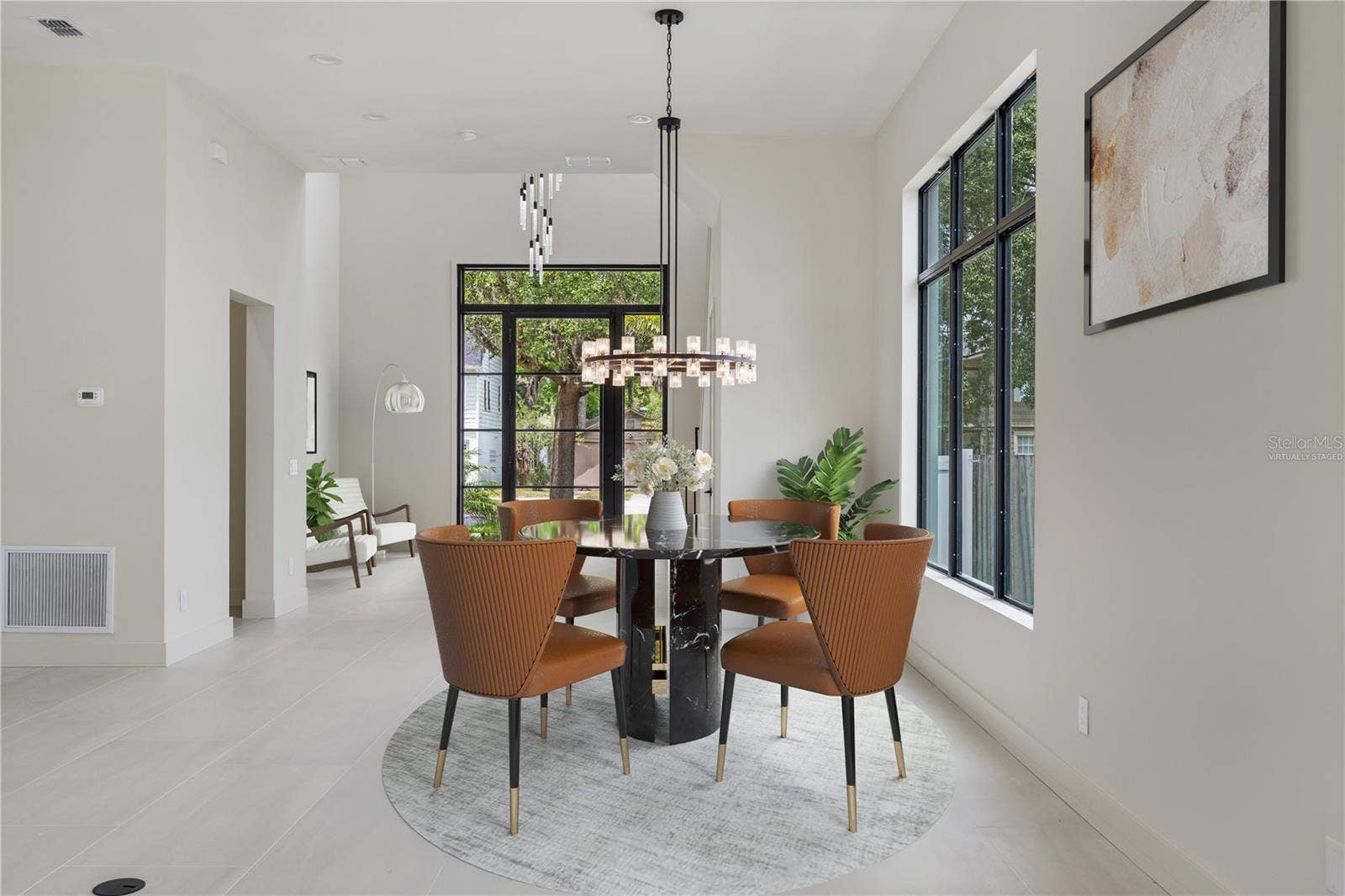 737 N SUMMERLIN AVENUE, Orlando, FL 32803 Virtually Staged