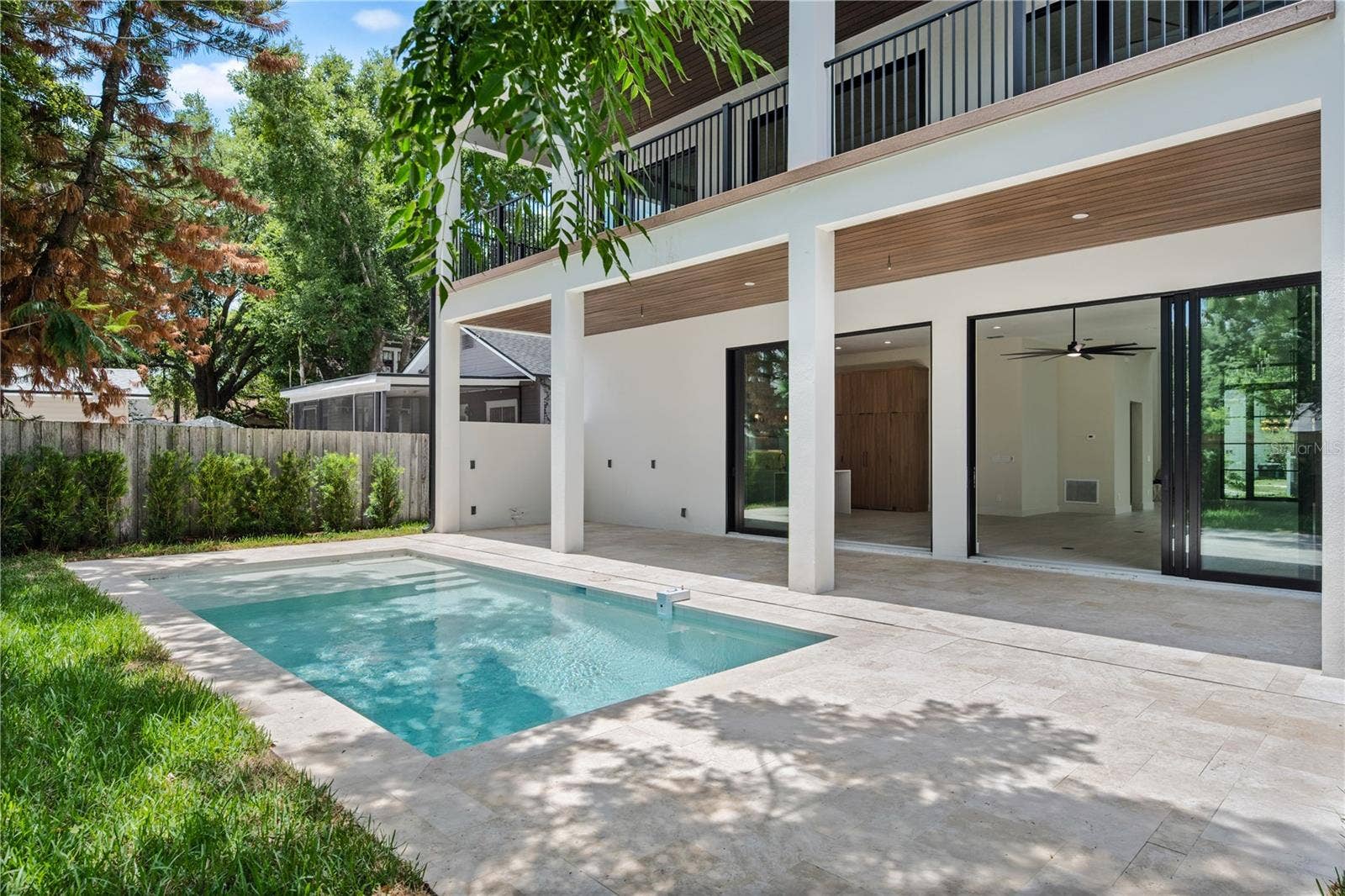 737 N SUMMERLIN AVENUE, Orlando, FL 32803 737 N SUMMERLIN AVENUE, Orlando, FL 32803