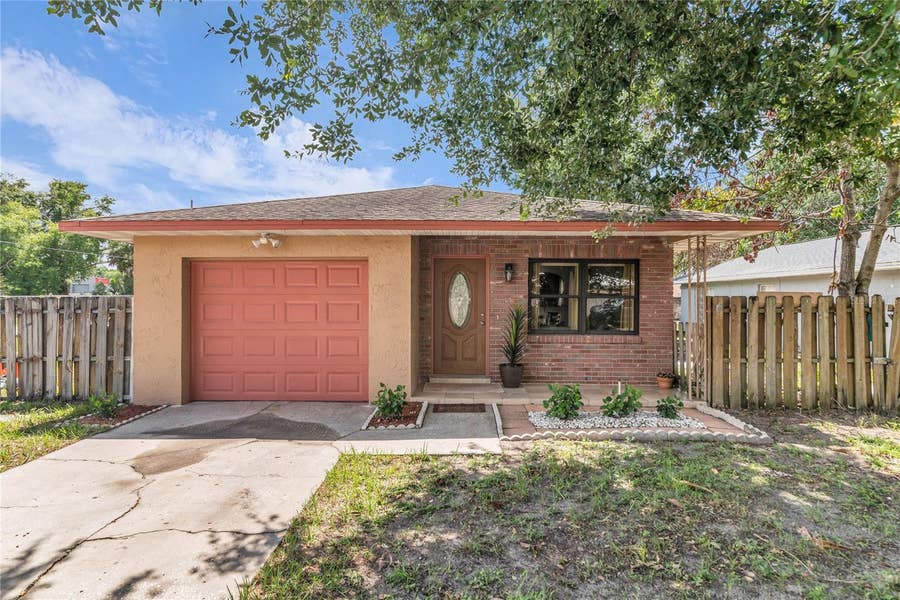 Property photo for 500 HIBISCUS WAY, #1A, Orlando, FL
