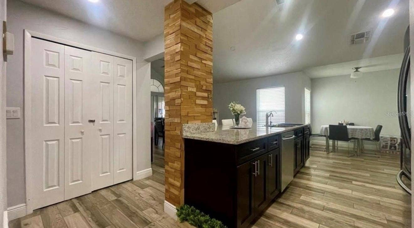 1044 NIN STREET, Orlando, FL 32835 1044 NIN STREET, Orlando, FL 32835