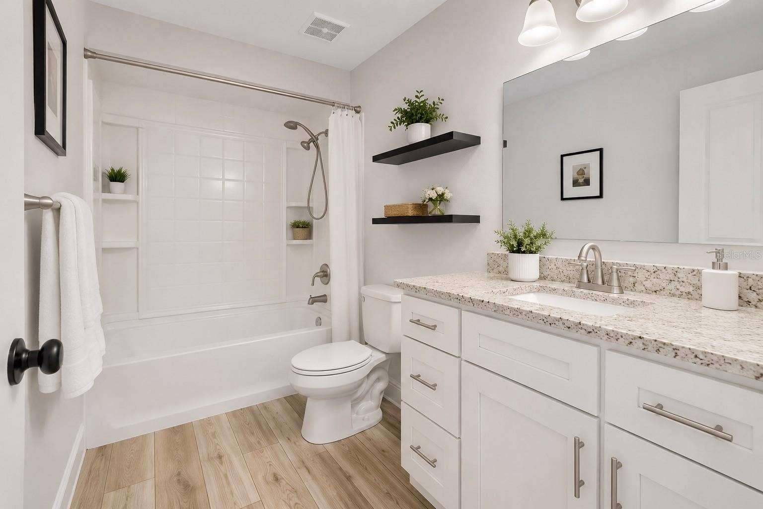 1044 NIN STREET, Orlando, FL 32835 Virtualy Staged