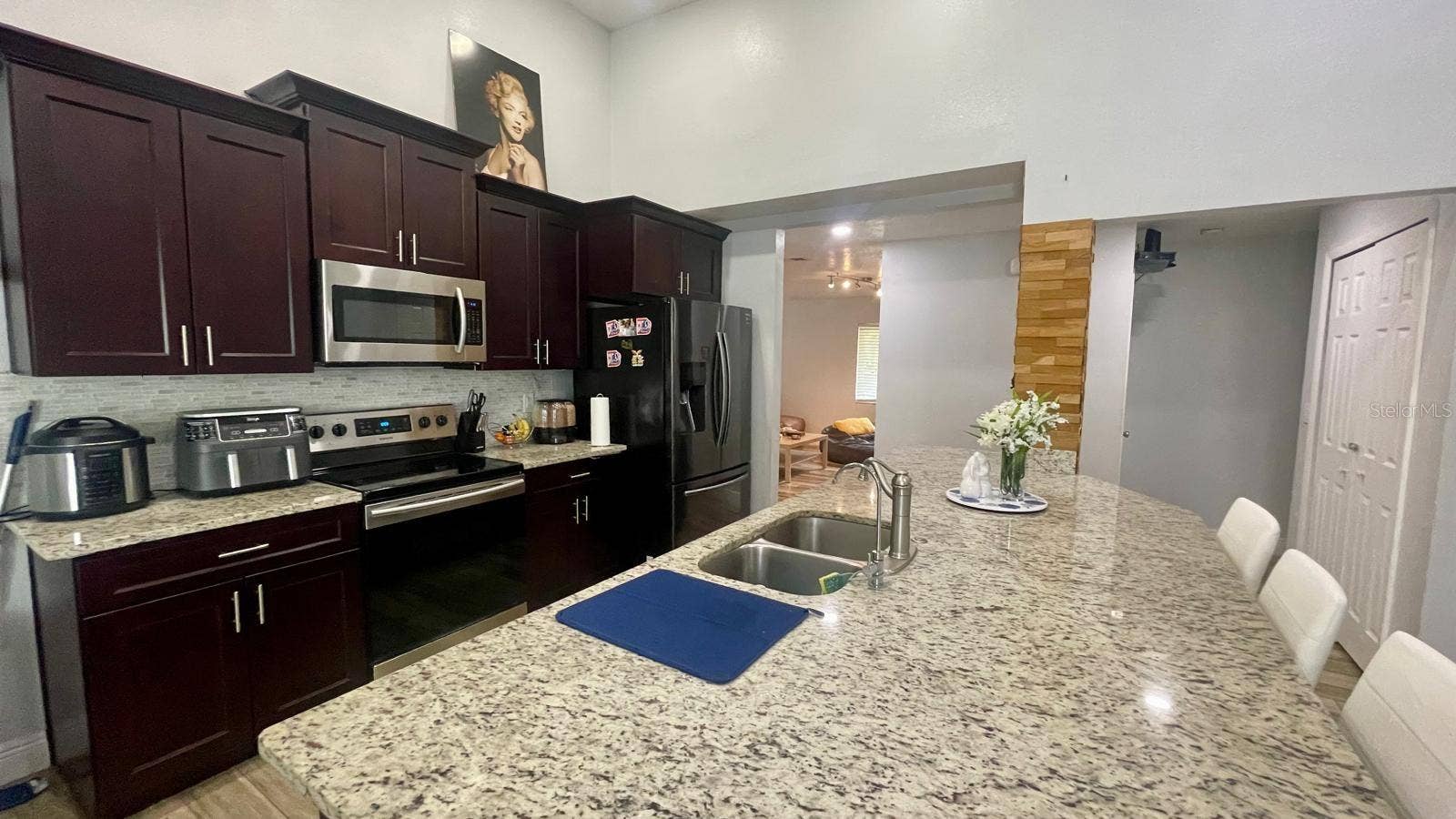 1044 NIN STREET, Orlando, FL 32835 1044 NIN STREET, Orlando, FL 32835