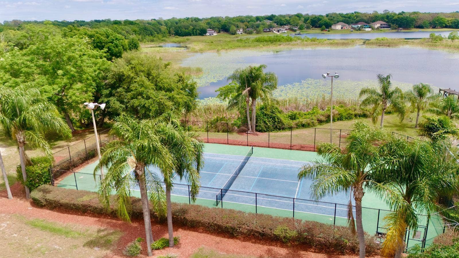 1044 NIN STREET, Orlando, FL 32835 1044 NIN STREET, Orlando, FL 32835