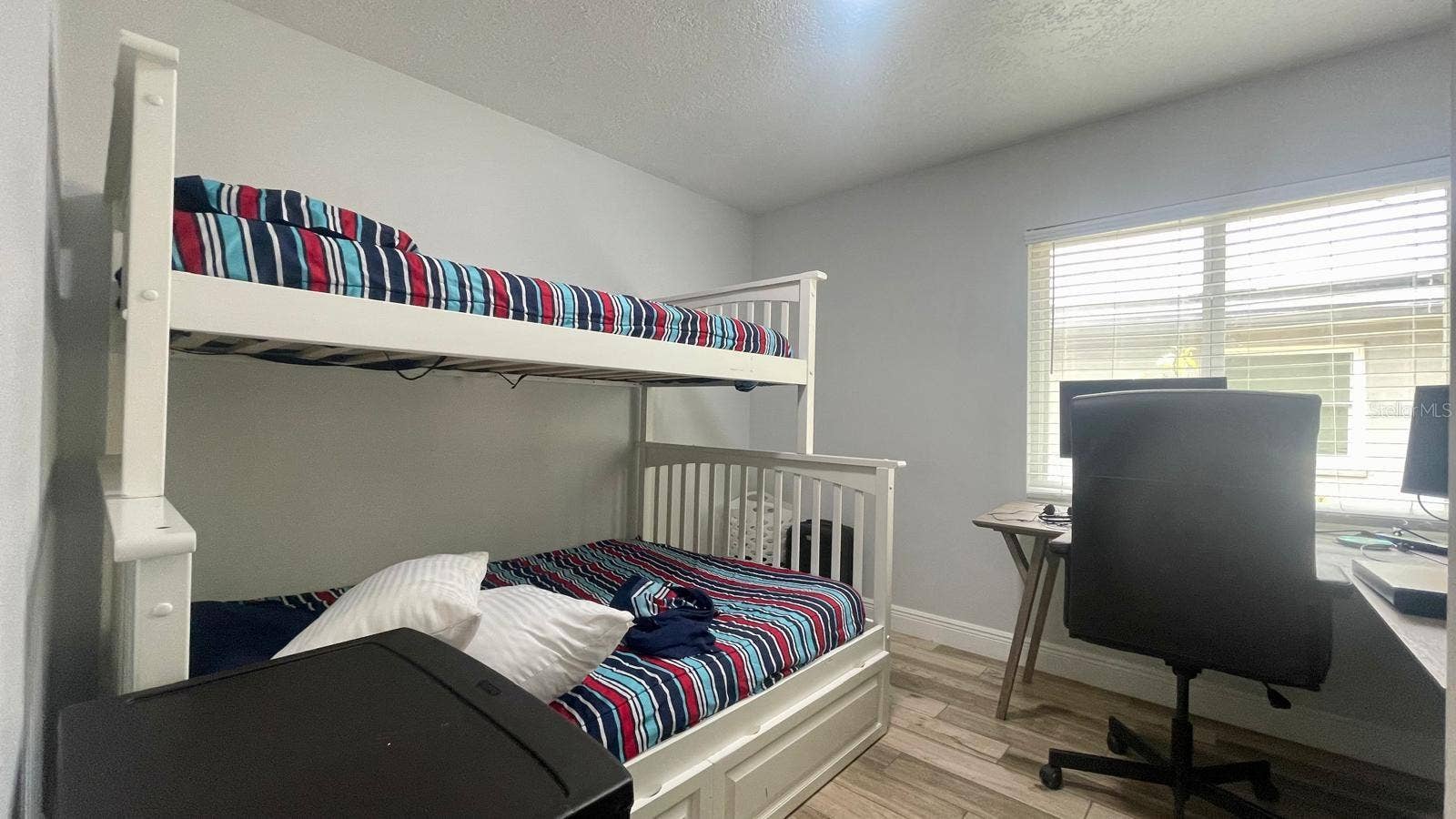 1044 NIN STREET, Orlando, FL 32835 1044 NIN STREET, Orlando, FL 32835