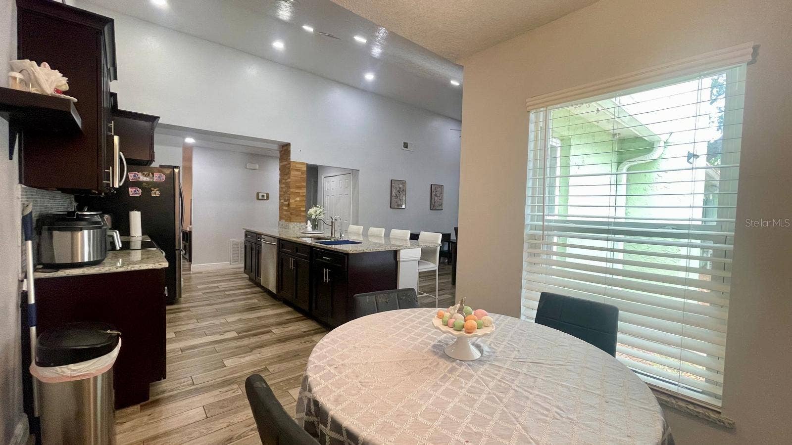 1044 NIN STREET, Orlando, FL 32835 1044 NIN STREET, Orlando, FL 32835