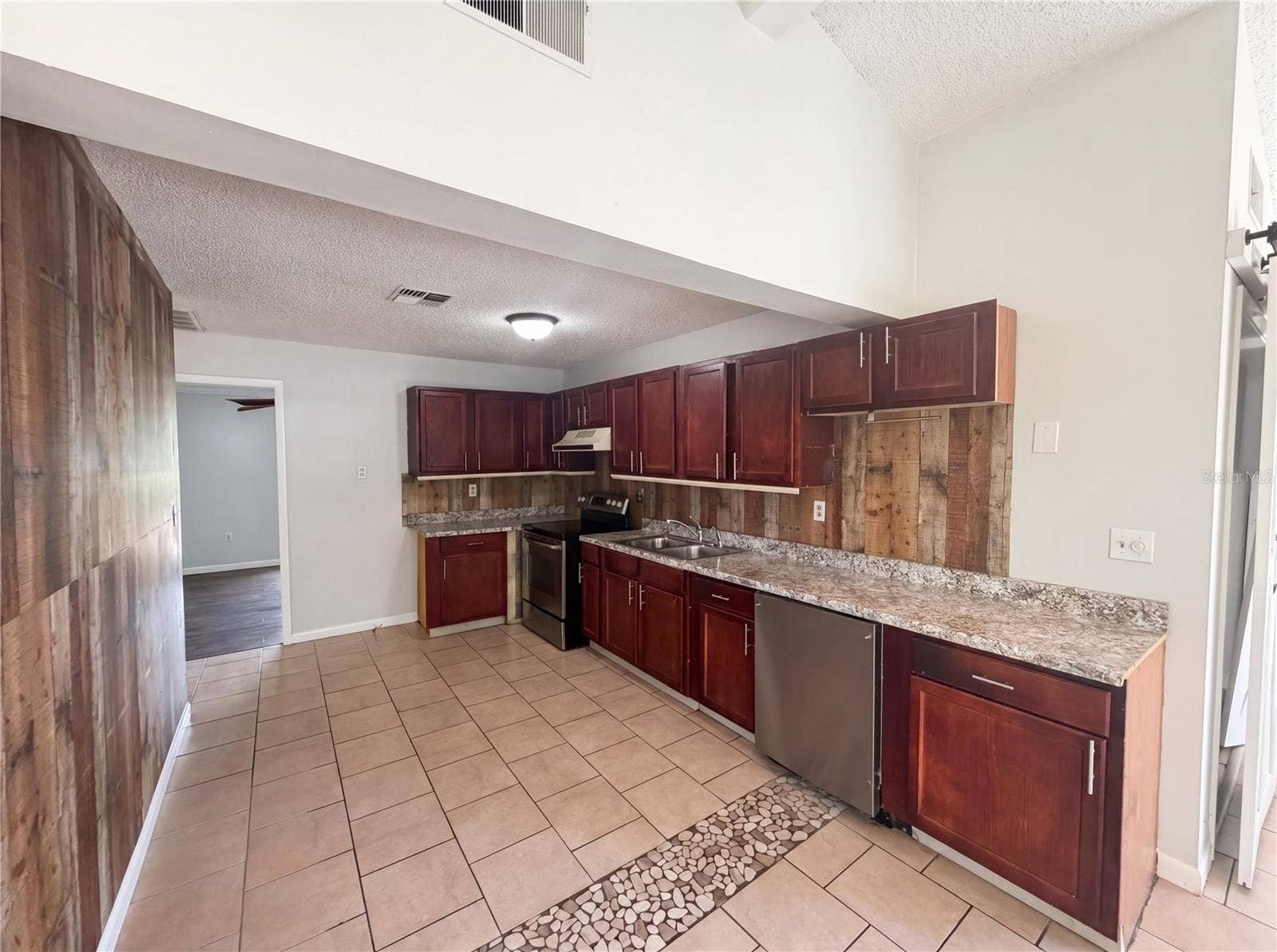 613 4TH STREET NE, Fort Meade, FL 33841 613 4TH STREET NE, Fort Meade, FL 33841