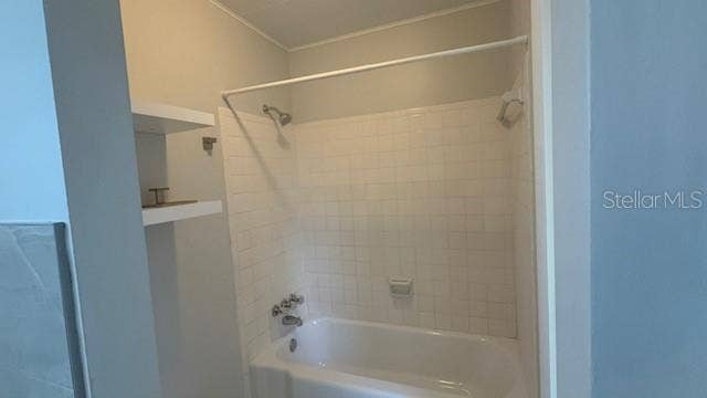 1092 EASTBROOK BOULEVARD, Winter Park, FL 32792 Main Bath Tub