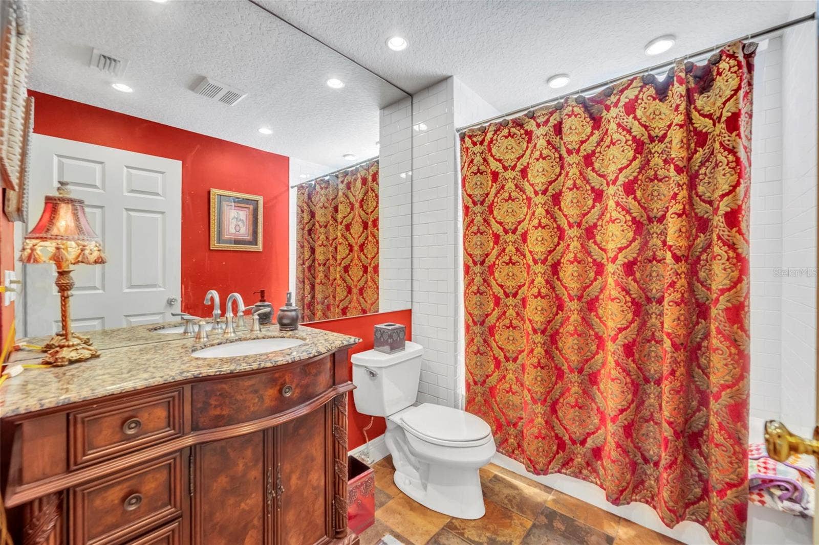 1031 GUERNSEY STREET, Orlando, FL 32804 Full Bath Downstairs