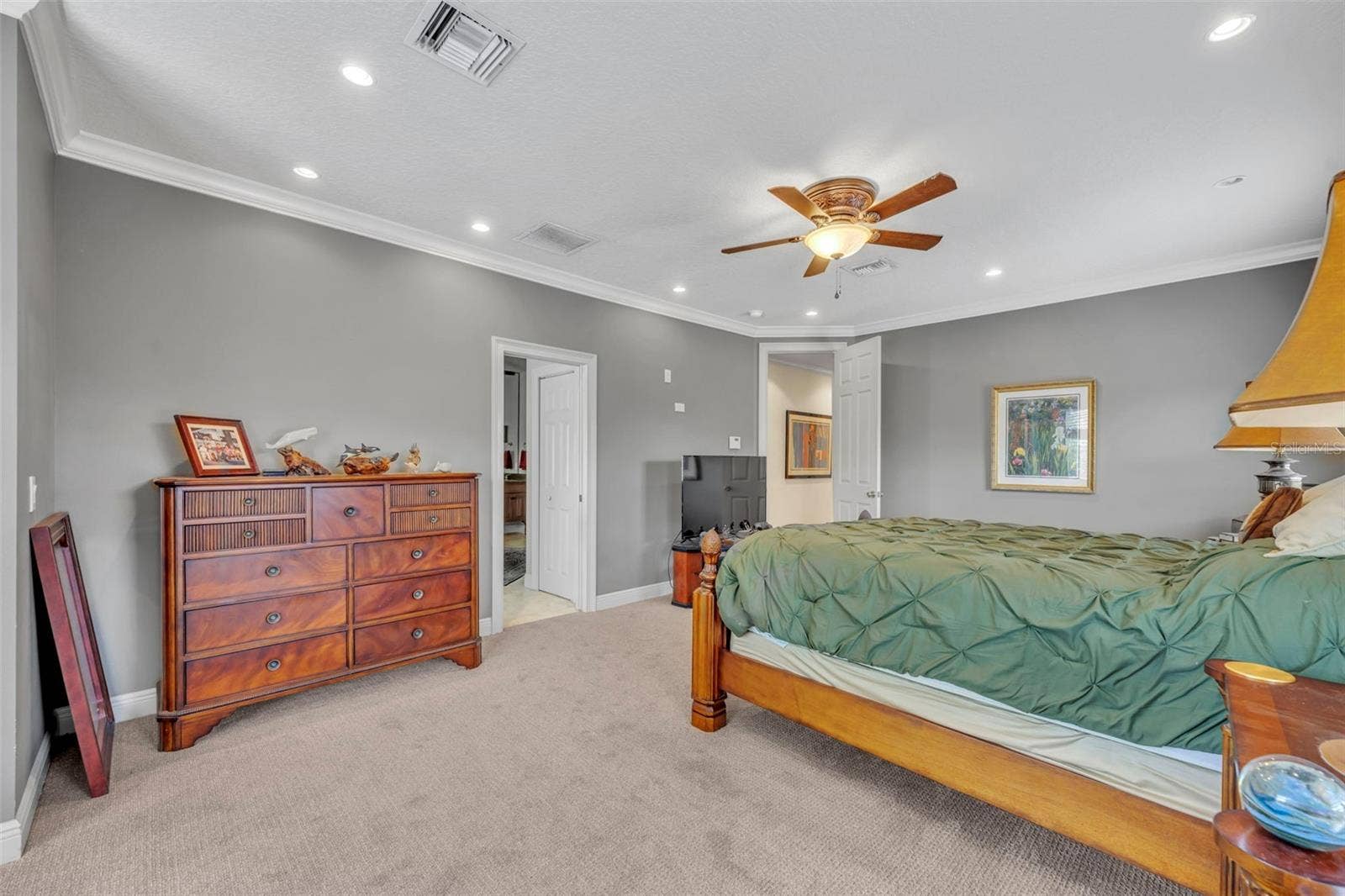 1031 GUERNSEY STREET, Orlando, FL 32804 1031 GUERNSEY STREET, Orlando, FL 32804