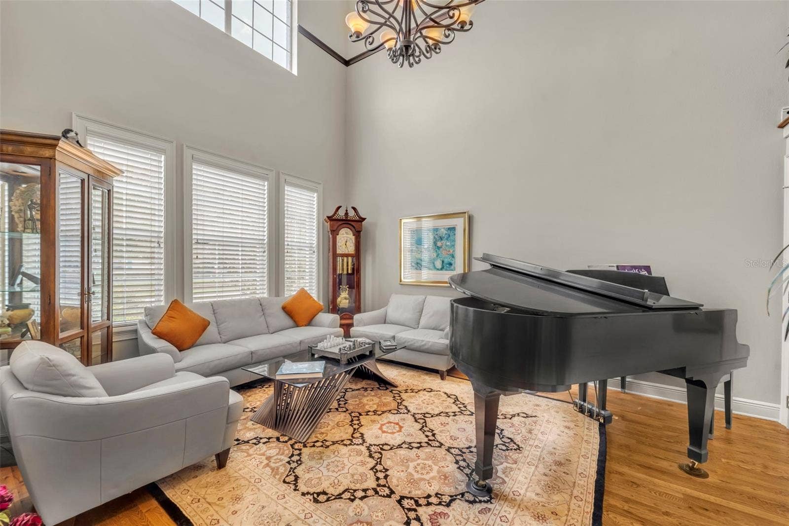 1031 GUERNSEY STREET, Orlando, FL 32804 Living Room front left
