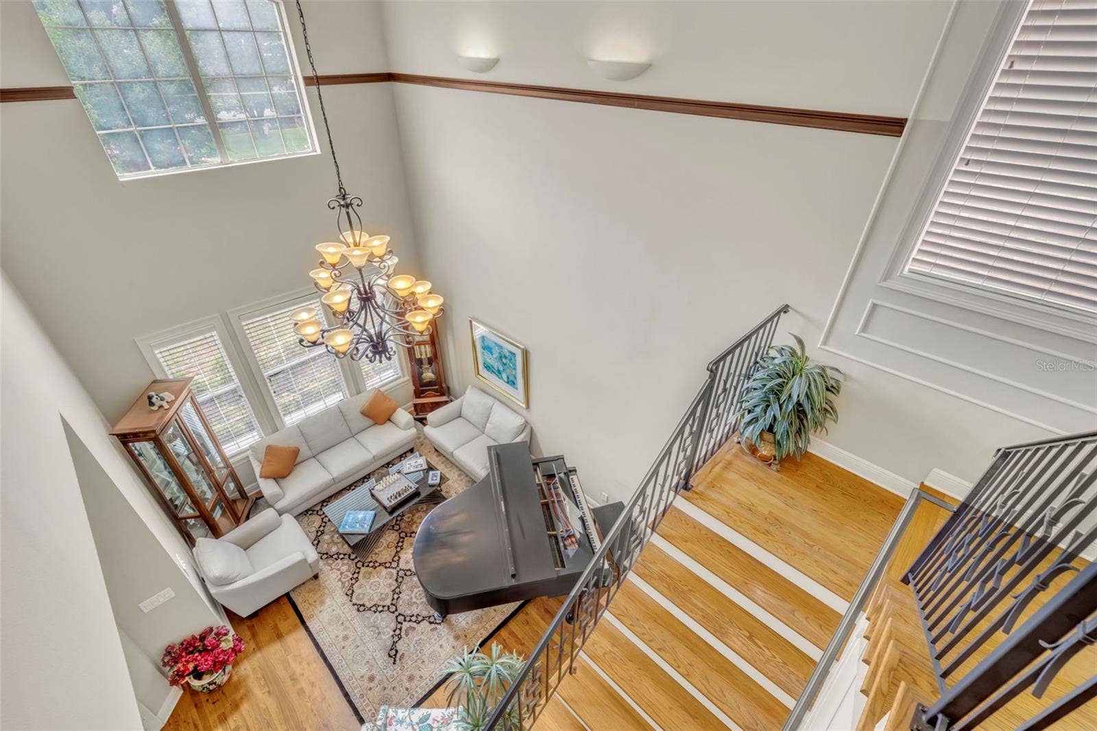 1031 GUERNSEY STREET, Orlando, FL 32804 Top of the stairs looking down