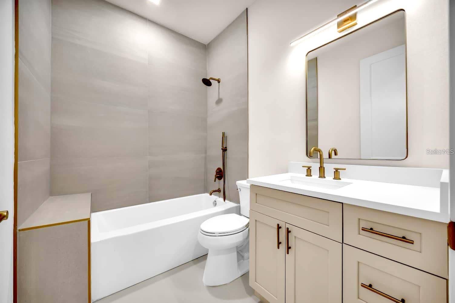 9548 CROWN PRINCE LANE, Windermere, FL 34786 2nd Bathroom