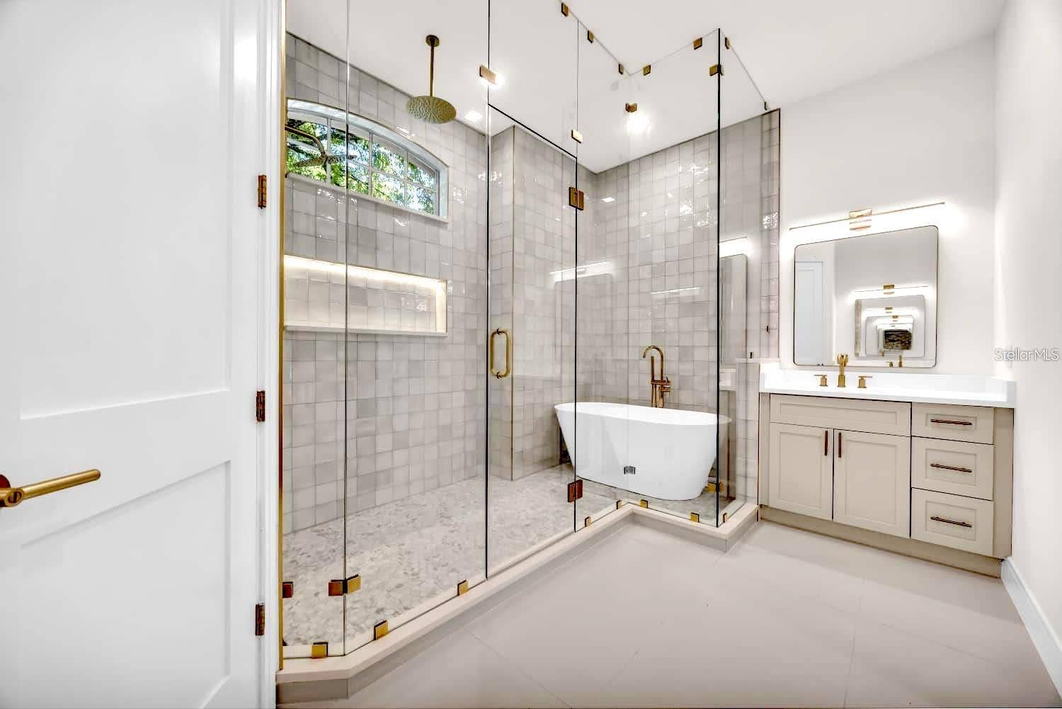 9548 CROWN PRINCE LANE, Windermere, FL 34786 Primary Bathroom