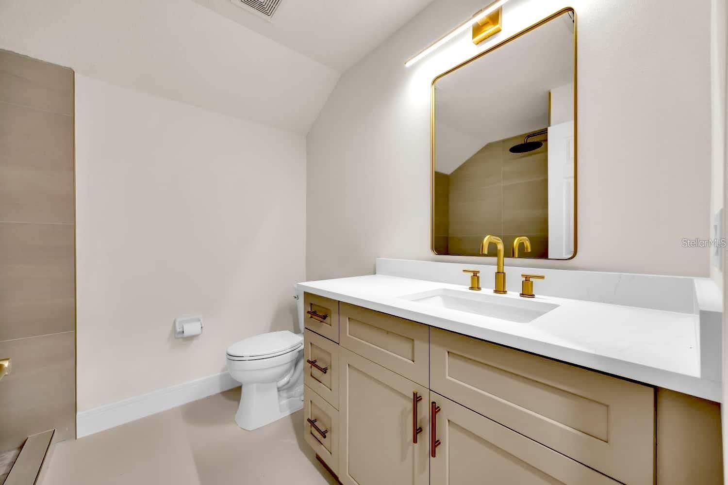9548 CROWN PRINCE LANE, Windermere, FL 34786 4th Bathroom