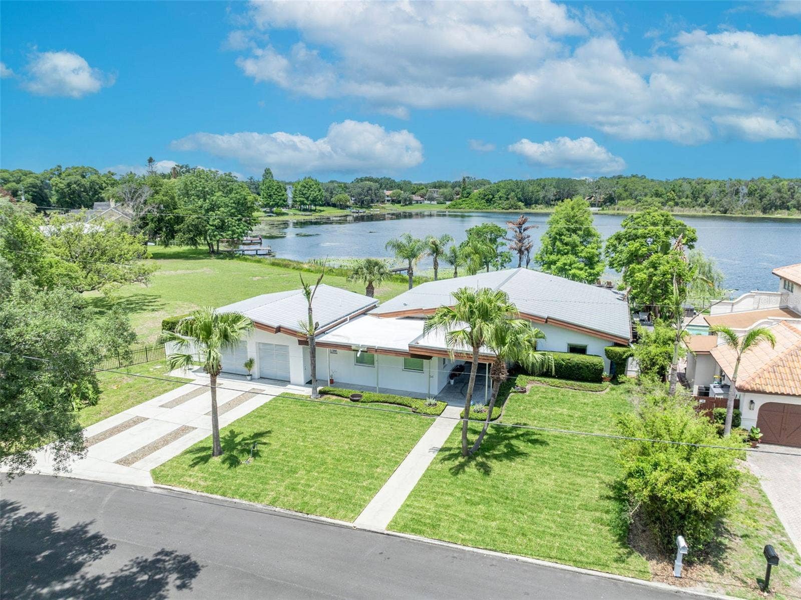 1841 LAKE SPIER DRIVE, Winter Park, FL 32789 1841 LAKE SPIER DRIVE, Winter Park, FL 32789