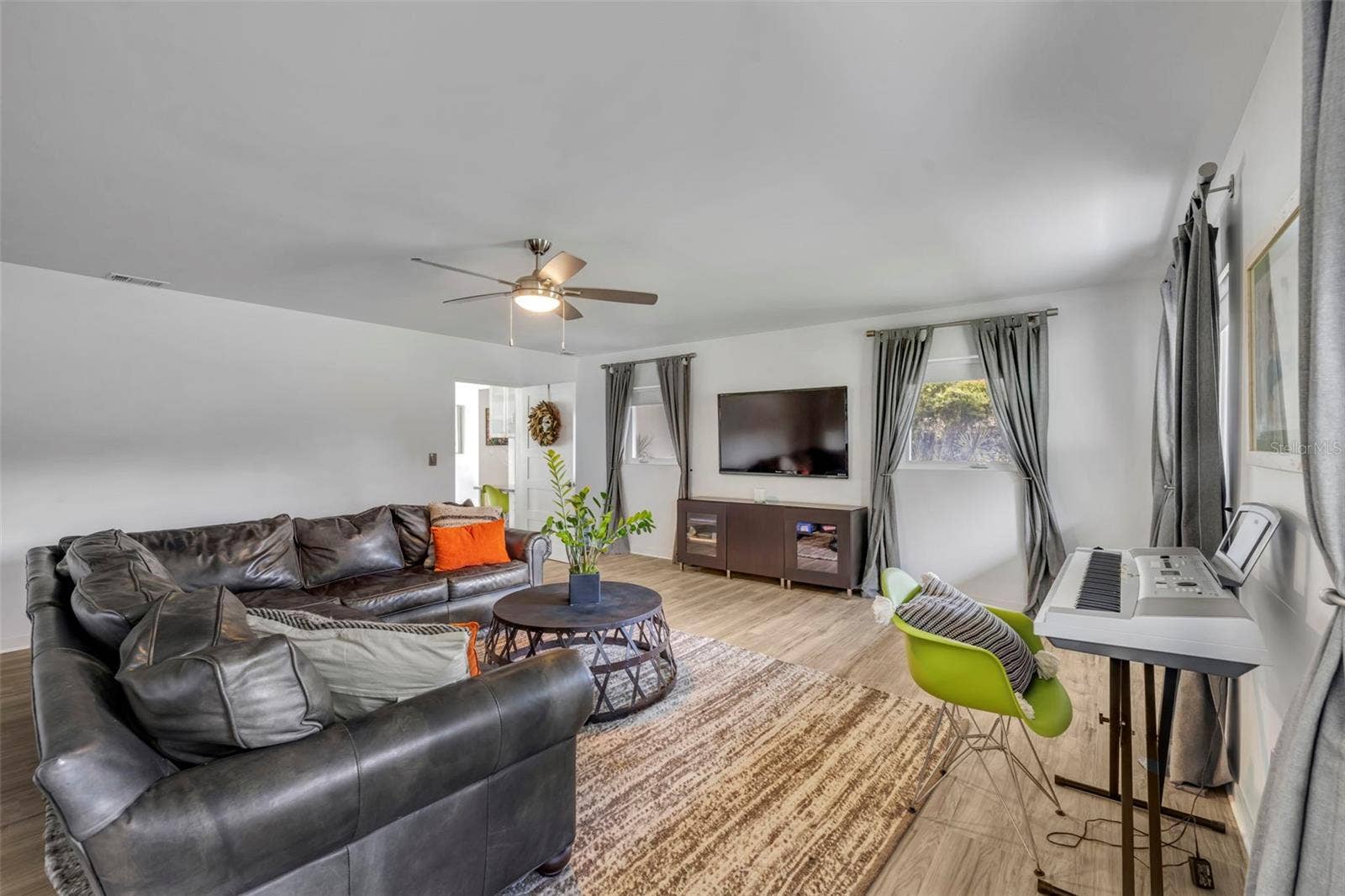 1841 LAKE SPIER DRIVE, Winter Park, FL 32789 1841 LAKE SPIER DRIVE, Winter Park, FL 32789