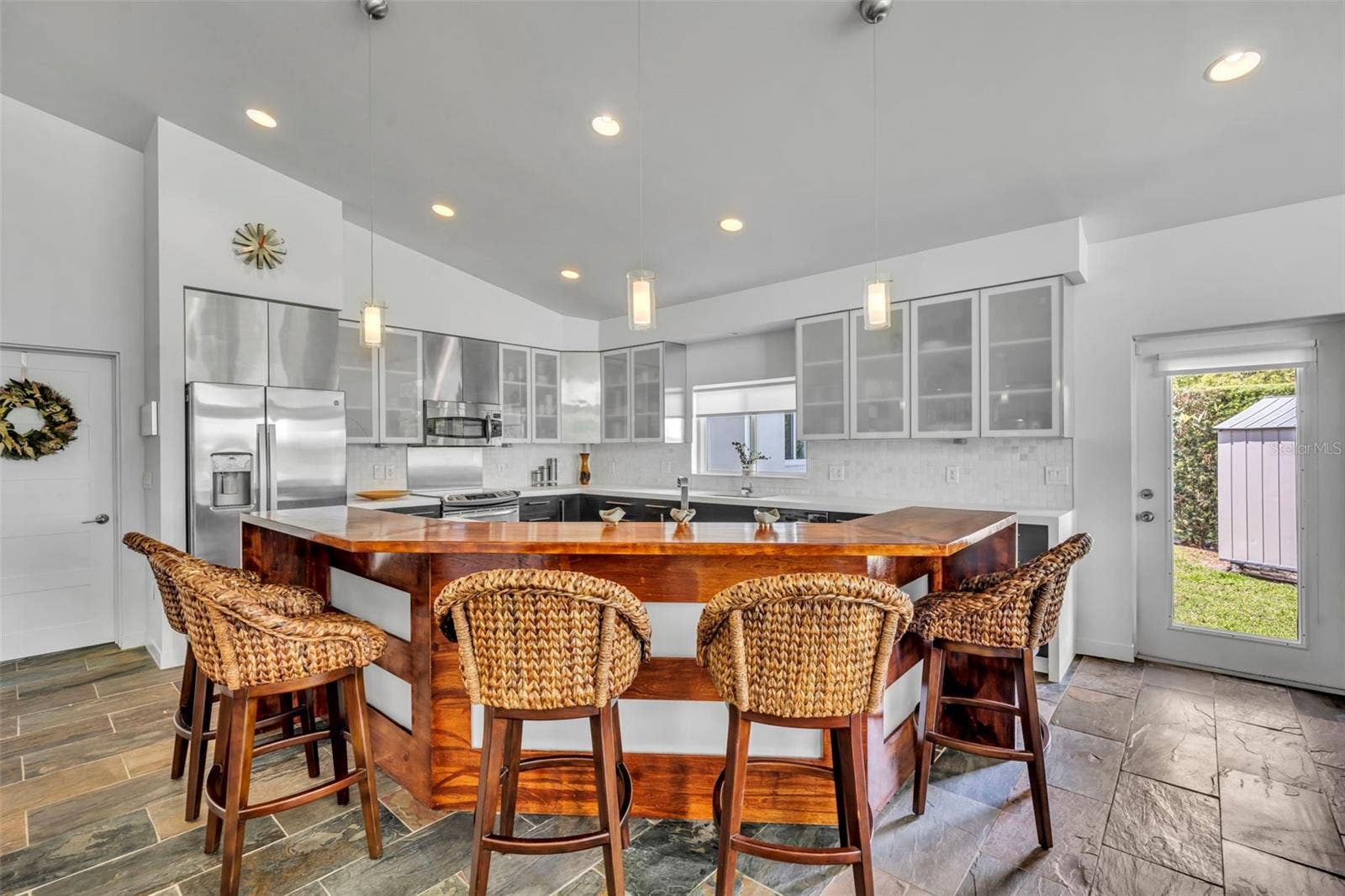 1841 LAKE SPIER DRIVE, Winter Park, FL 32789 1841 LAKE SPIER DRIVE, Winter Park, FL 32789
