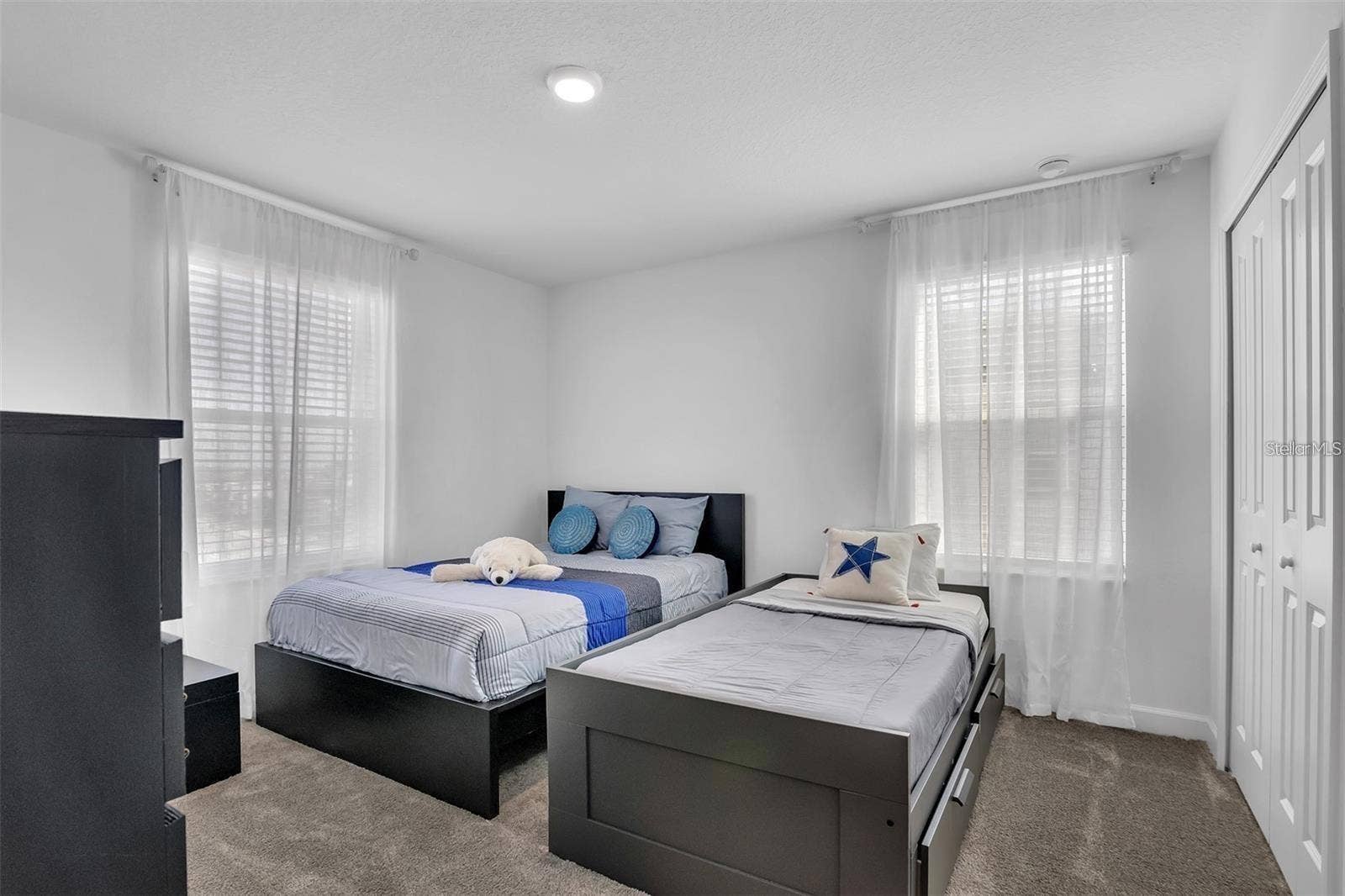 9084 SOMMERSET HILLS DRIVE, Davenport, FL 33896 9084 SOMMERSET HILLS DRIVE, Davenport, FL 33896