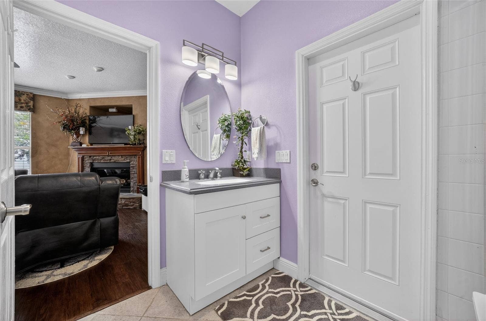 279 ZACHARY WADE STREET, Winter Garden, FL 34787 First floor full bath
