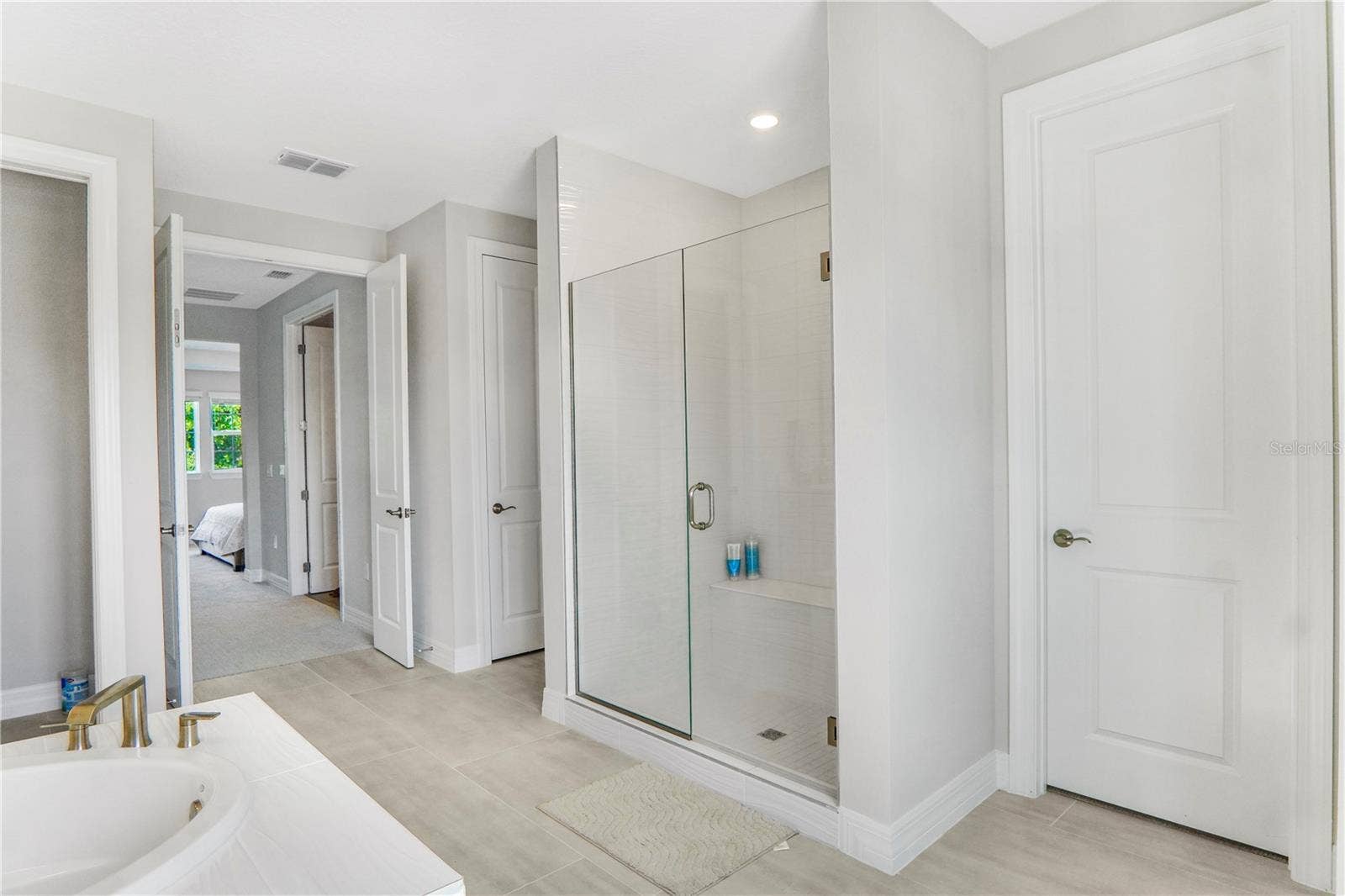 325 CRYSTAL WOOD DRIVE, Winter Garden, FL 34787 325 CRYSTAL WOOD DRIVE, Winter Garden, FL 34787