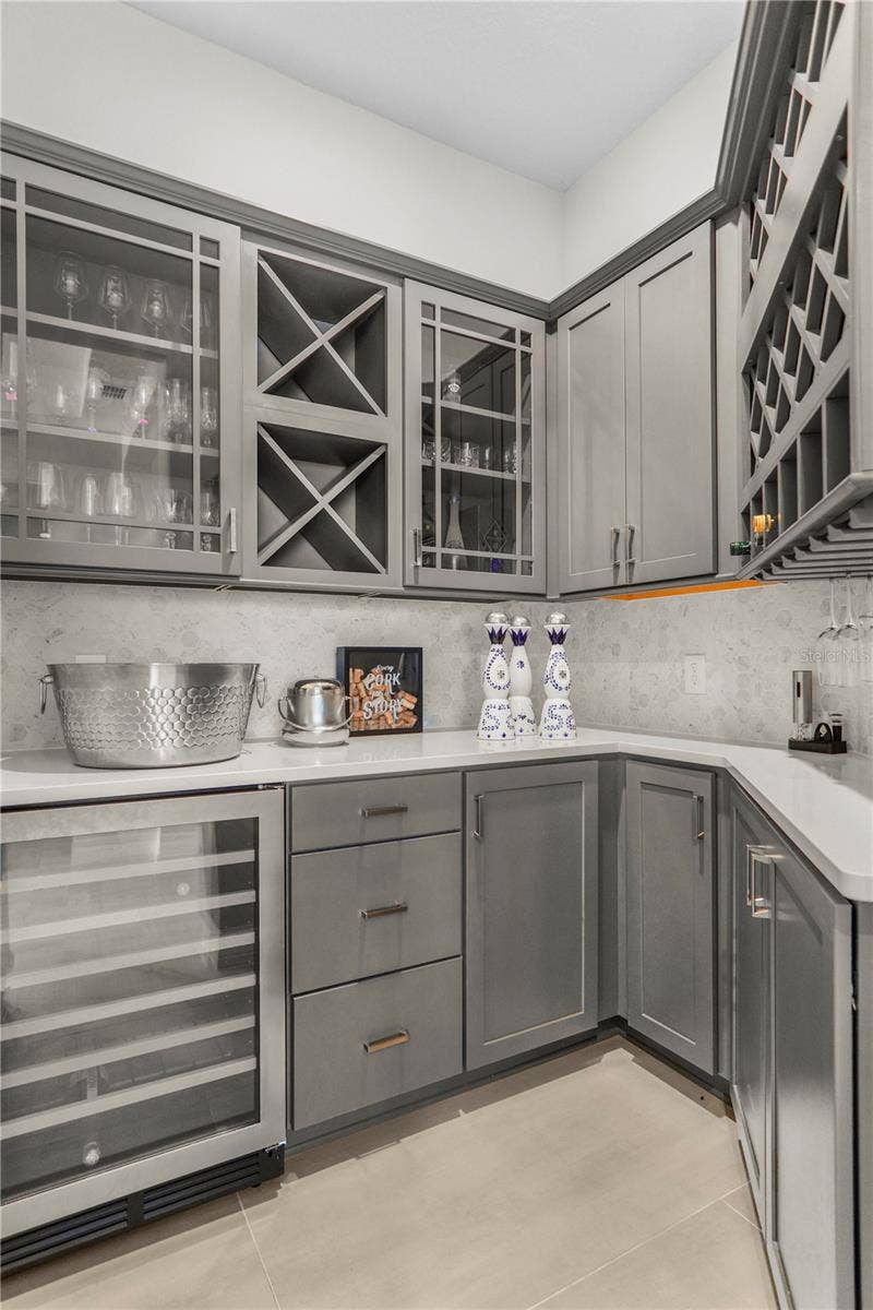 325 CRYSTAL WOOD DRIVE, Winter Garden, FL 34787 325 CRYSTAL WOOD DRIVE, Winter Garden, FL 34787