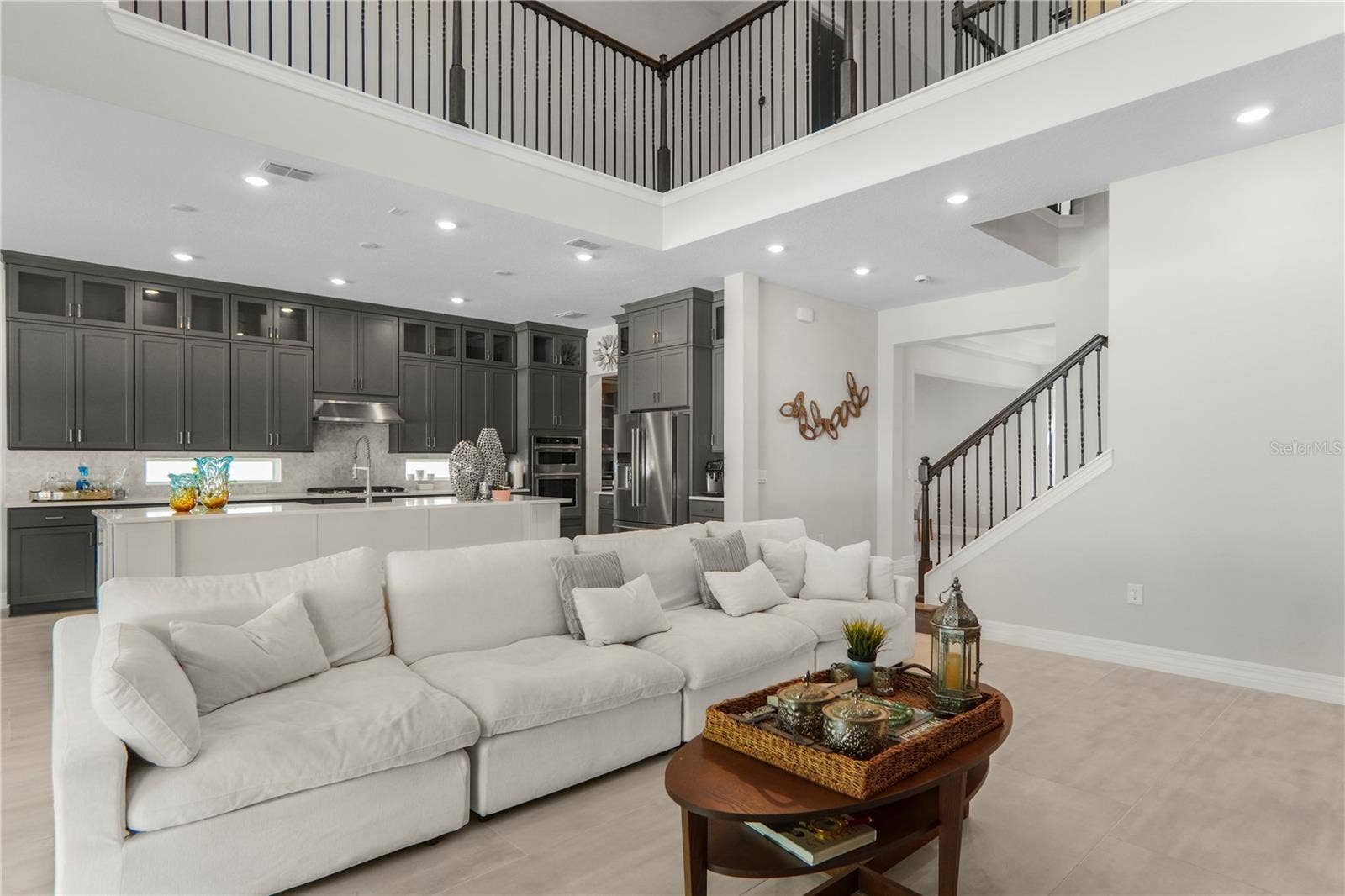 325 CRYSTAL WOOD DRIVE, Winter Garden, FL 34787 325 CRYSTAL WOOD DRIVE, Winter Garden, FL 34787