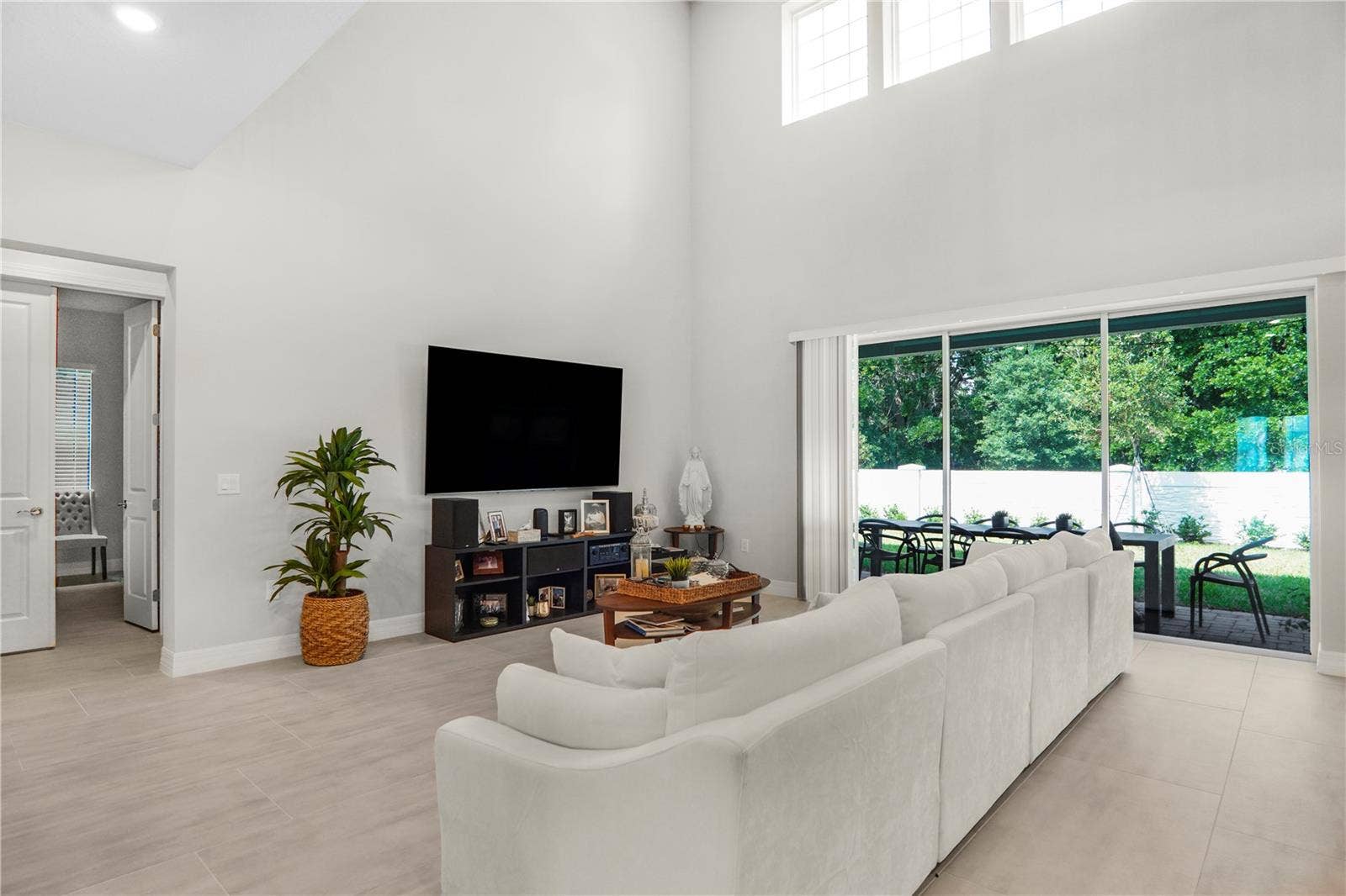 325 CRYSTAL WOOD DRIVE, Winter Garden, FL 34787 325 CRYSTAL WOOD DRIVE, Winter Garden, FL 34787