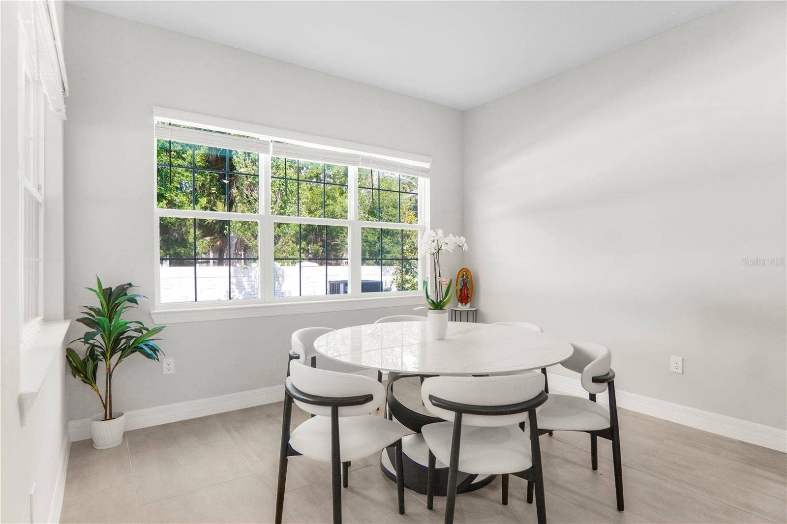 325 CRYSTAL WOOD DRIVE, Winter Garden, FL 34787 325 CRYSTAL WOOD DRIVE, Winter Garden, FL 34787