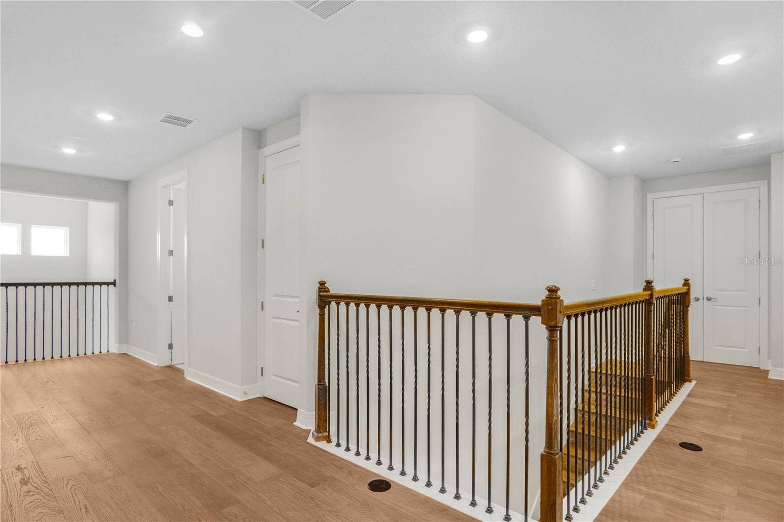 325 CRYSTAL WOOD DRIVE, Winter Garden, FL 34787 325 CRYSTAL WOOD DRIVE, Winter Garden, FL 34787