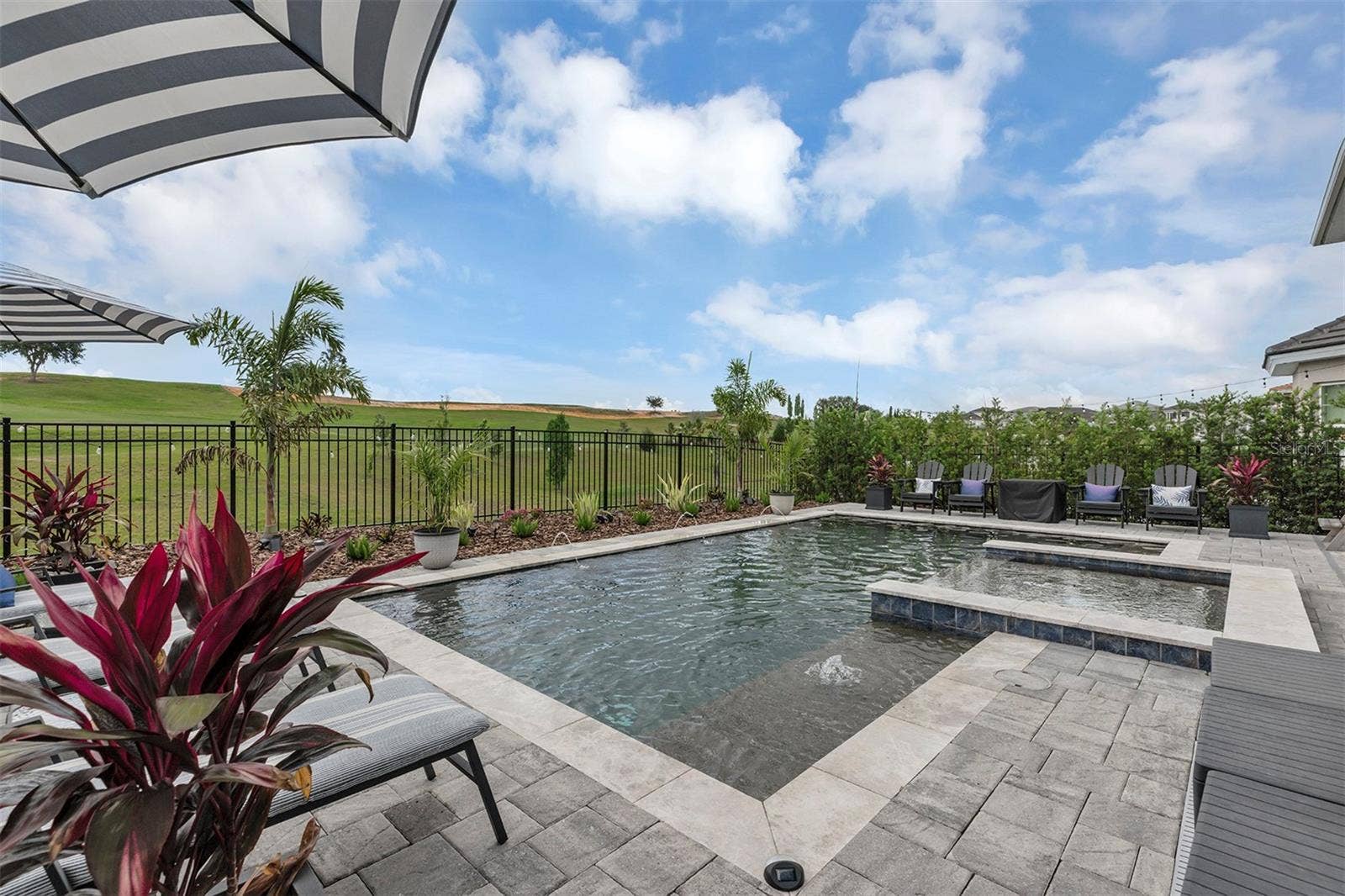 16136 VOLTERRA POINT, Bella Collina, FL 34756 Pool and spa