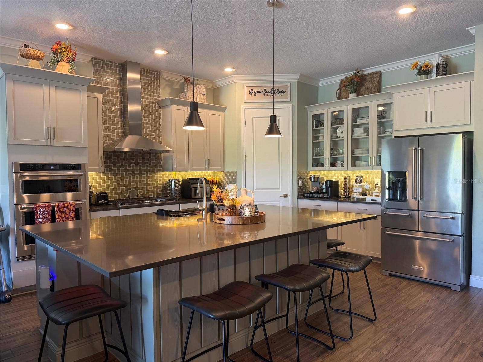 16136 VOLTERRA POINT, Bella Collina, FL 34756 Large island