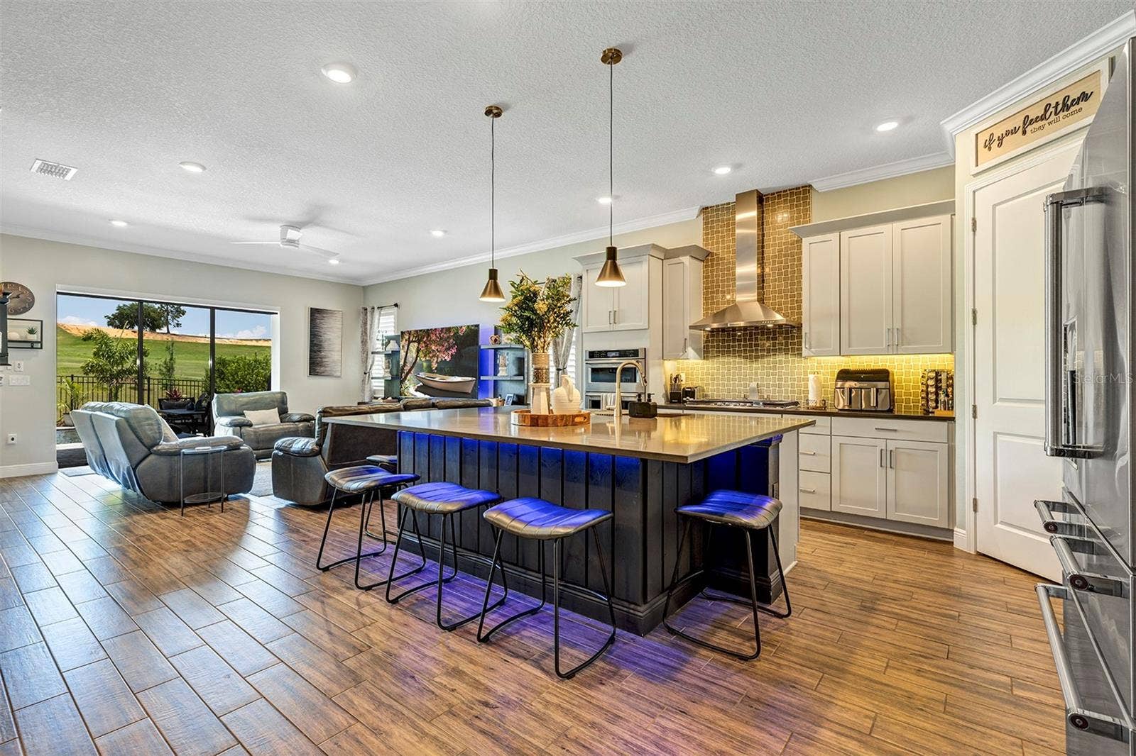 16136 VOLTERRA POINT, Bella Collina, FL 34756 Kitchen/family room
