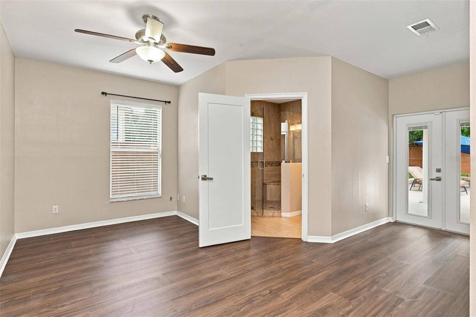 1349 VALLEY PINE CIRCLE, Apopka, FL 32712 Downstairs En Suite Bedroom