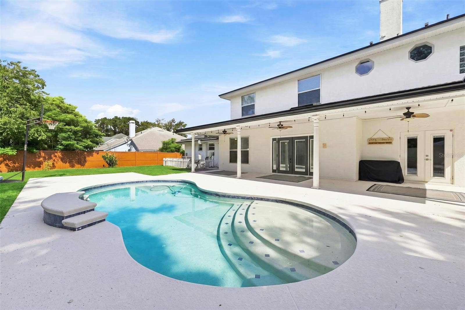 1349 VALLEY PINE CIRCLE, Apopka, FL 32712 Saltwater/Solar Pool