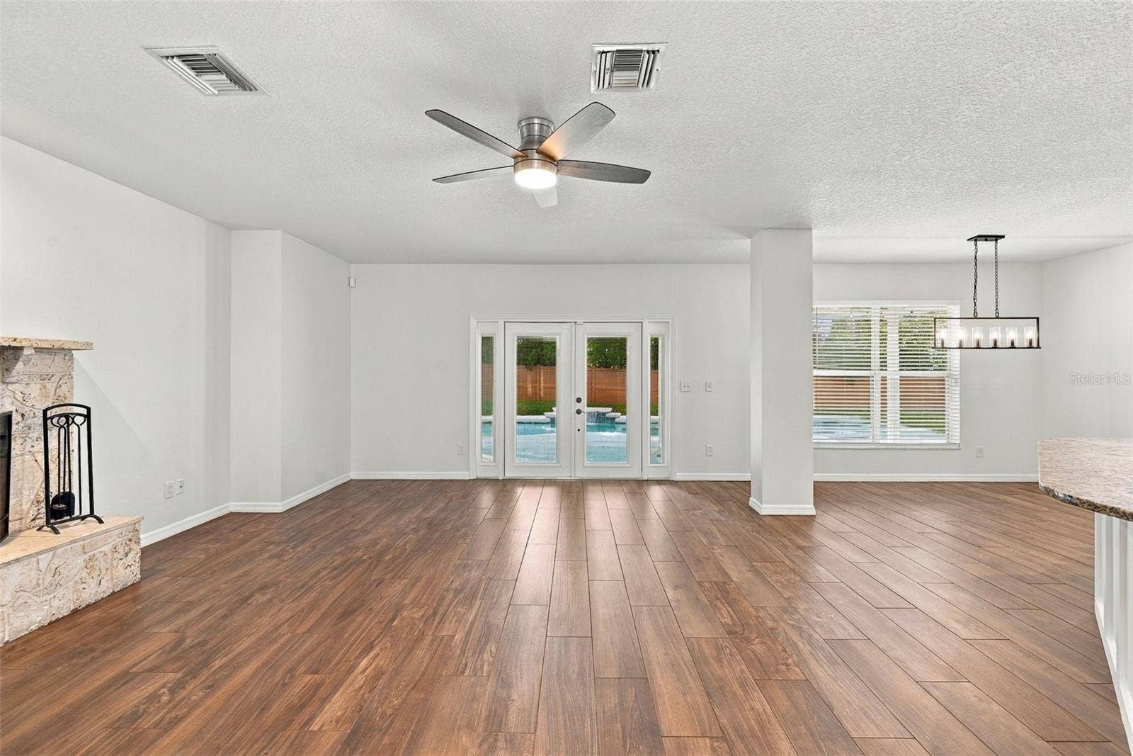 1349 VALLEY PINE CIRCLE, Apopka, FL 32712 1349 VALLEY PINE CIRCLE, Apopka, FL 32712