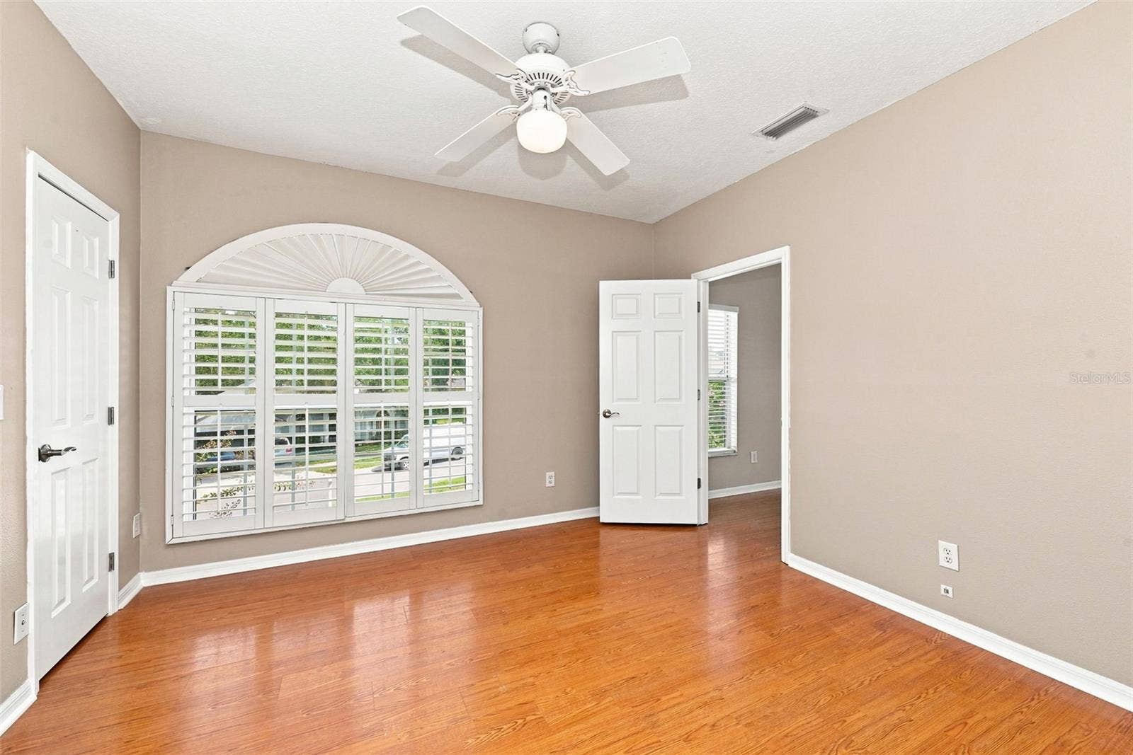 1349 VALLEY PINE CIRCLE, Apopka, FL 32712 Flexible Bedroom Connected to the Primary Suite offers exceptional versatility for a nursery, home office, gym, sitting room, or additional private living space.